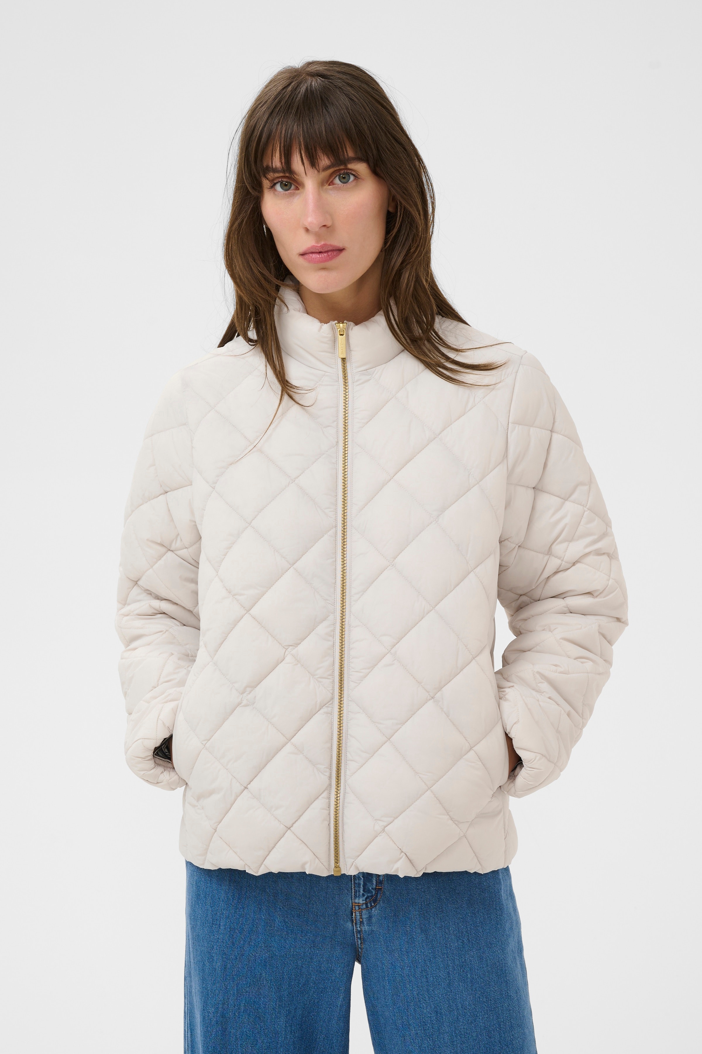 OliaPW Ytterplagg LOOKBOOK FRONT 30310243-144002