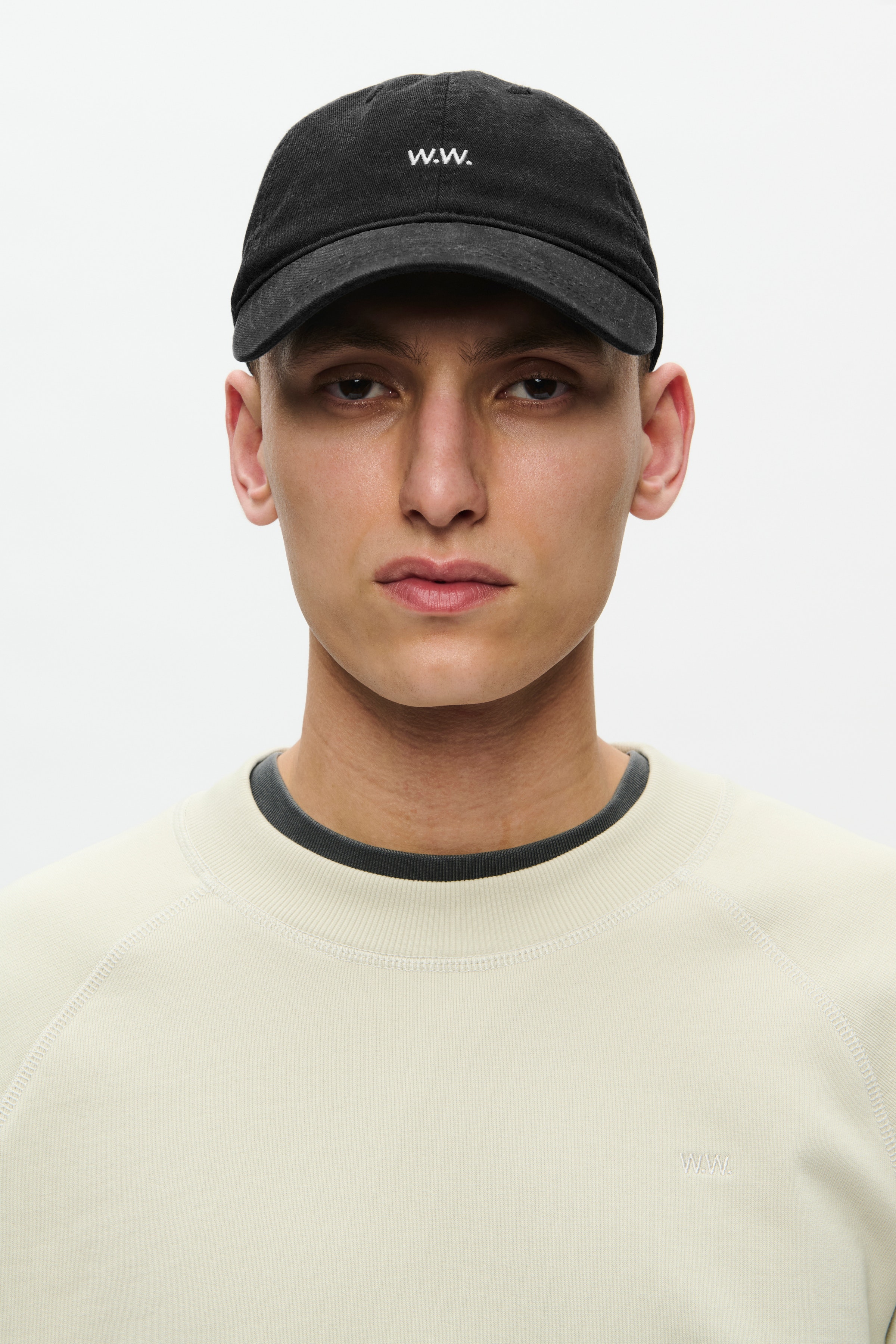 WWW.W.cap Cap LOOKBOOK DETAIL 30251641-303700