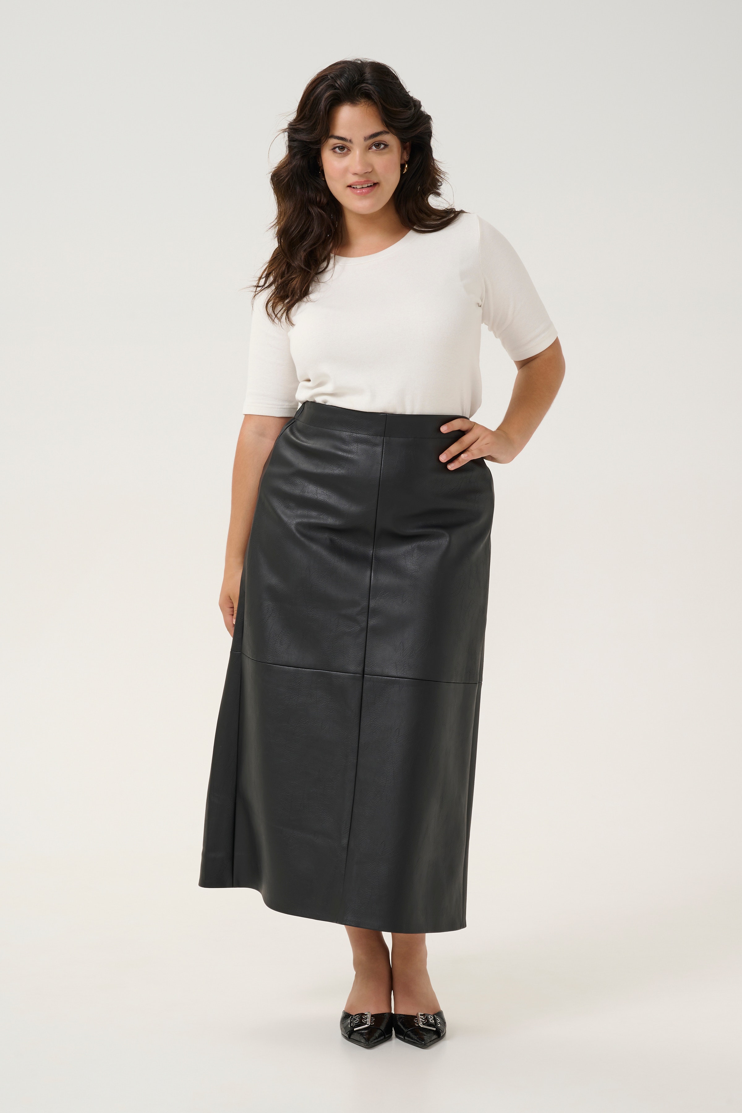 KCelsina Rok LOOKBOOK FRONT 10583025-100121