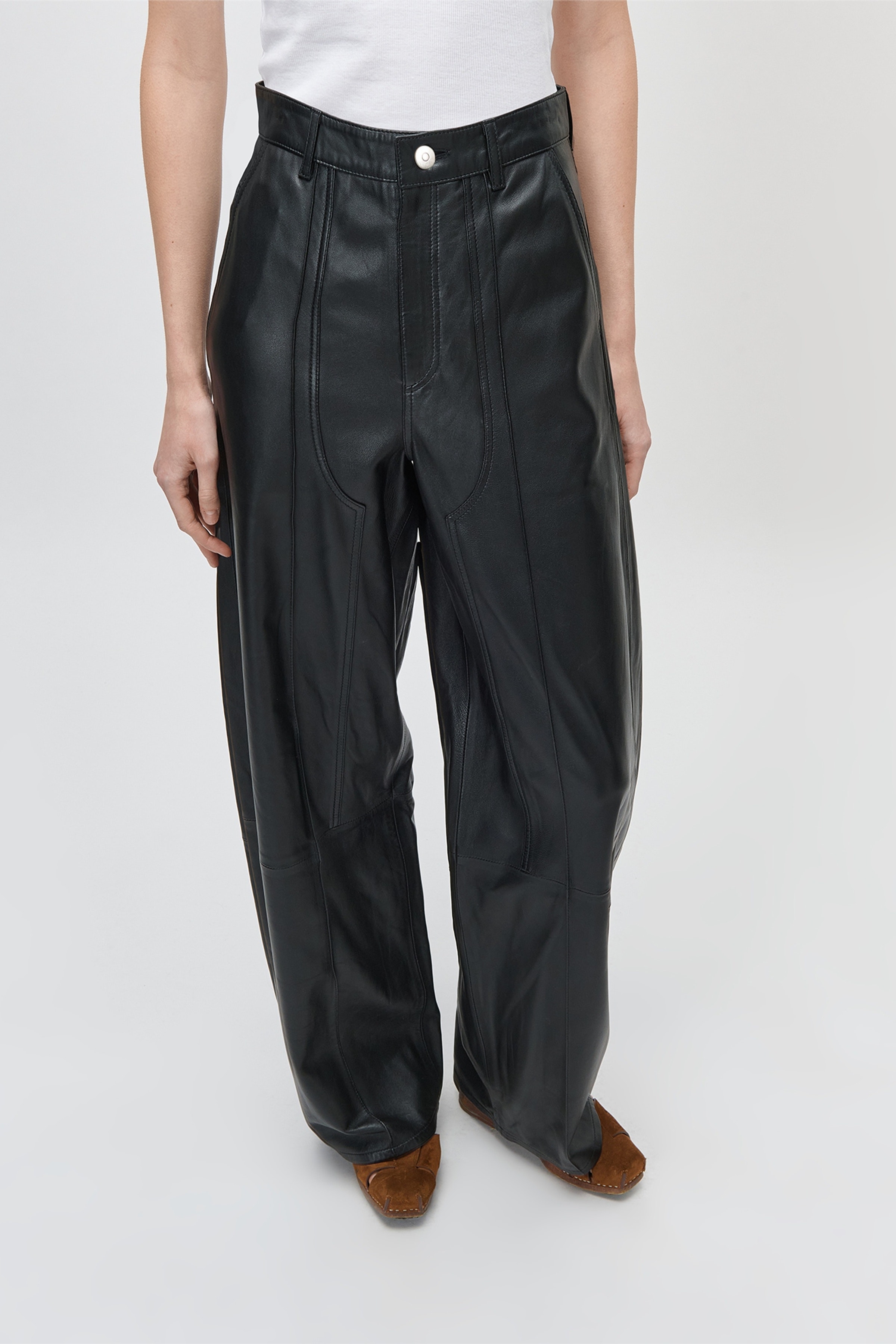 LESLIE Trousers LOOKBOOK FRONT 30600691-BK999