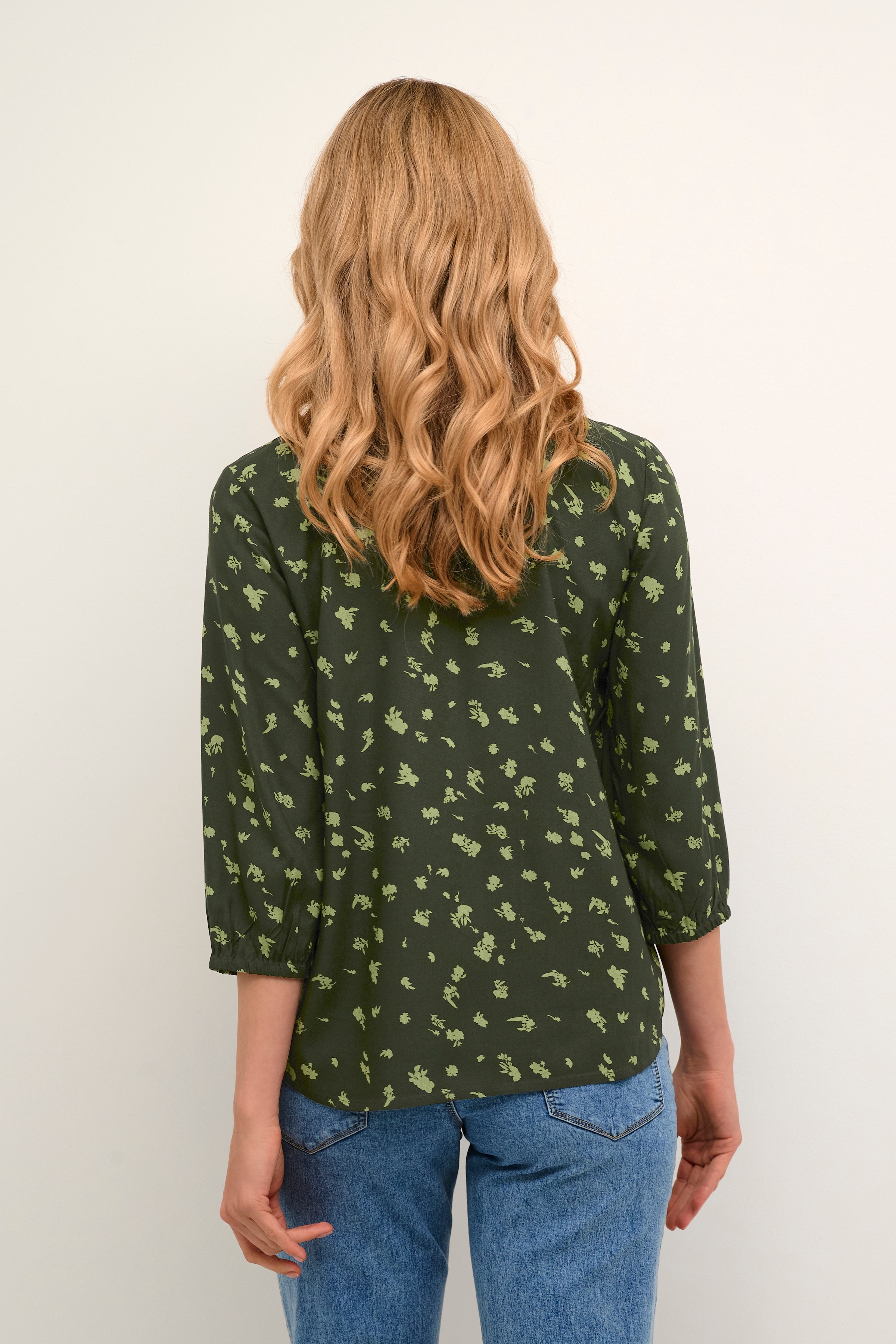 BPpolina Blus LOOKBOOK BACK 10590522-104979B
