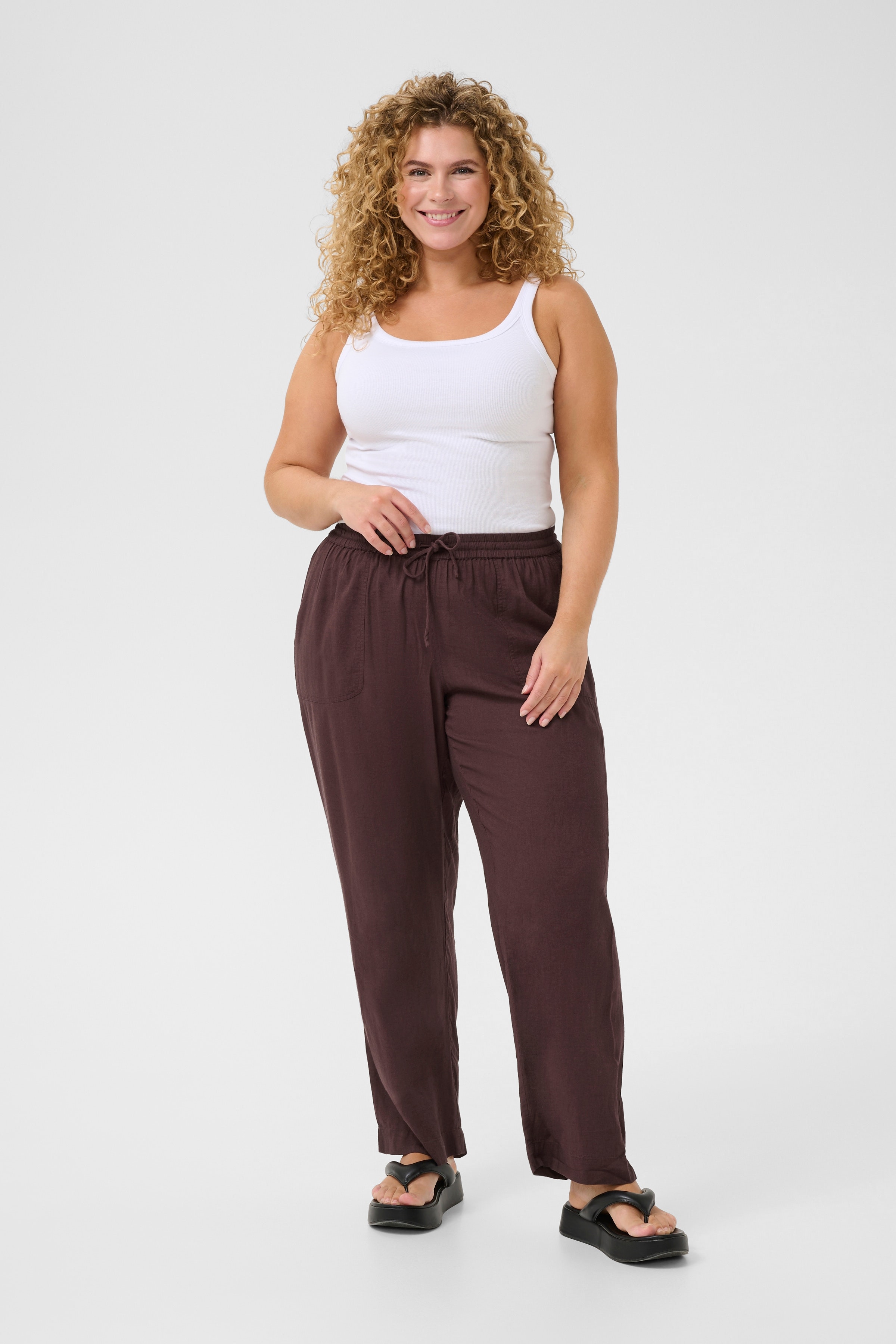 KCmille Leinen Hose LOOKBOOK FRONT 10582220-191619