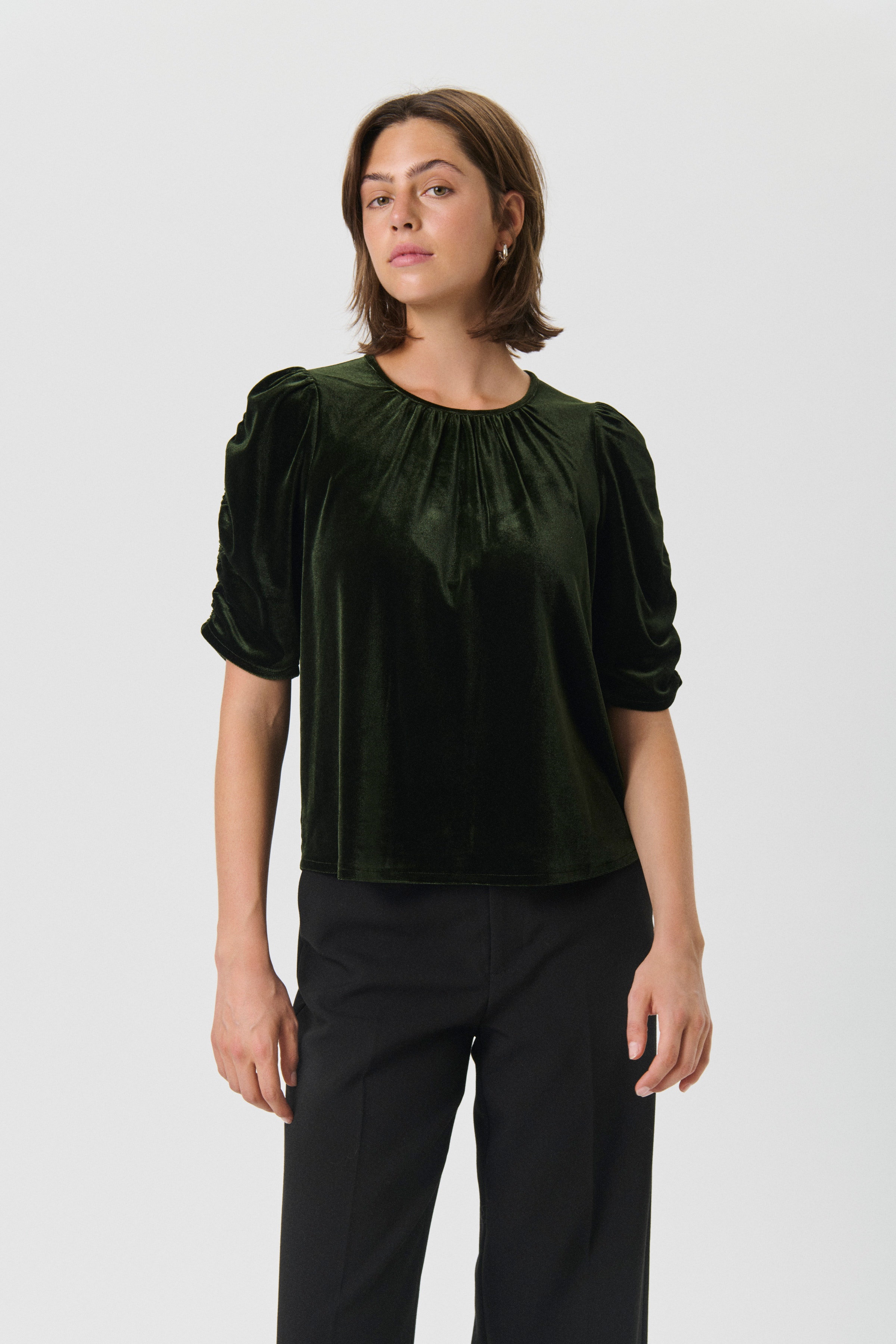 ValeriePW Blouse LOOKBOOK FRONT 30310176-190509