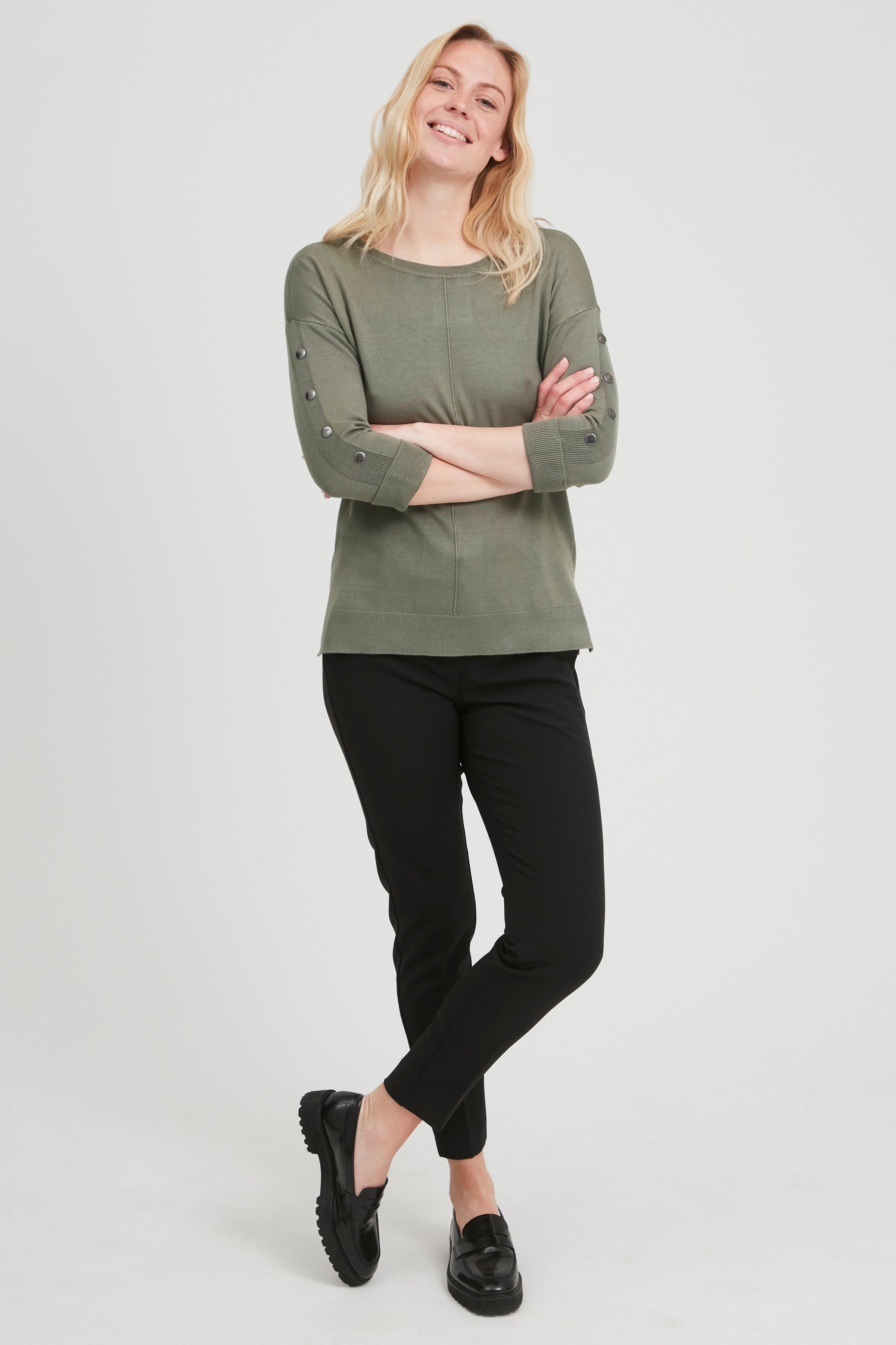 FRBESMOCK Pullover LOOKBOOK FRONT 20609698-180515