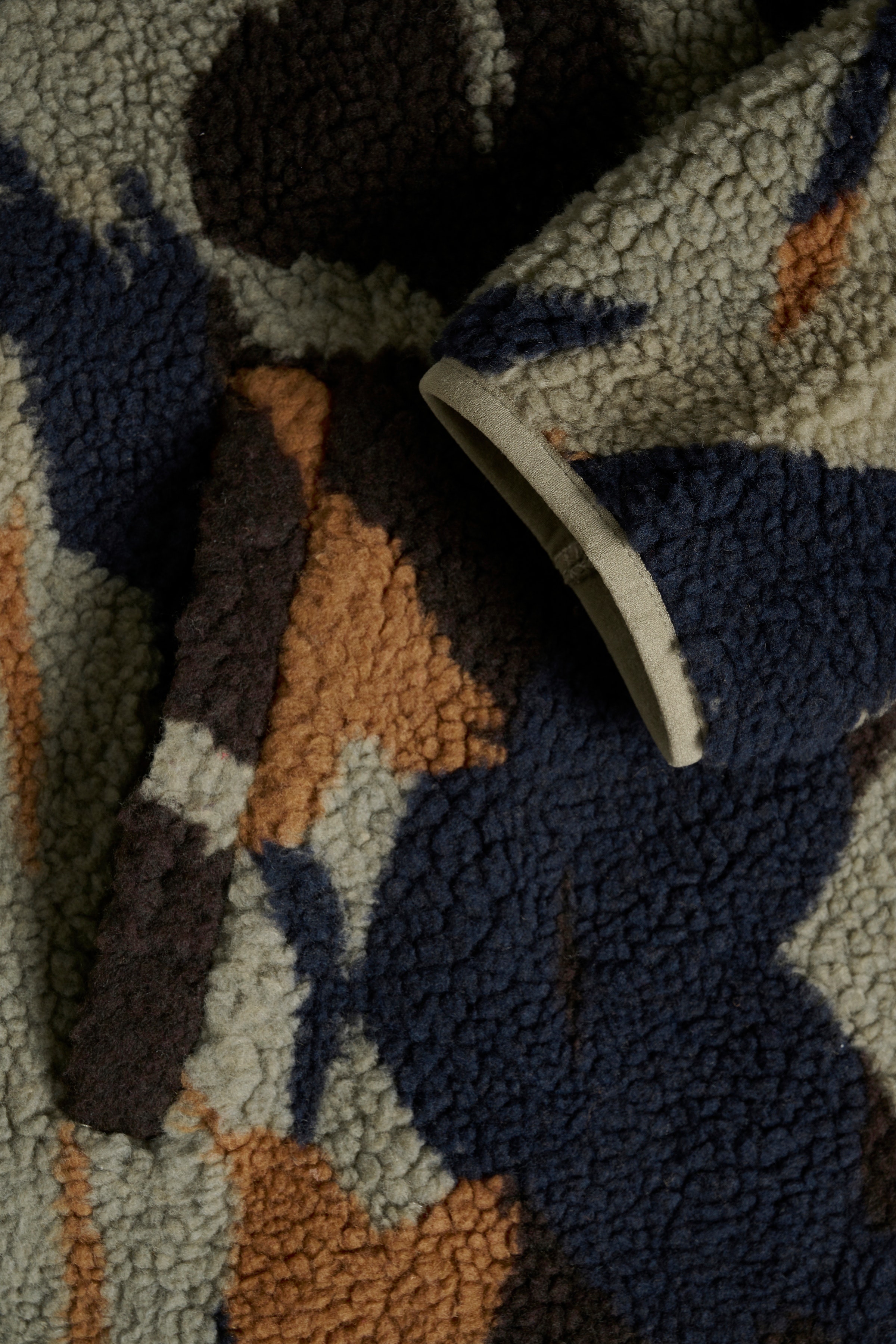 MAlogan Fleece Vest PACK DETAIL 30207470-191242