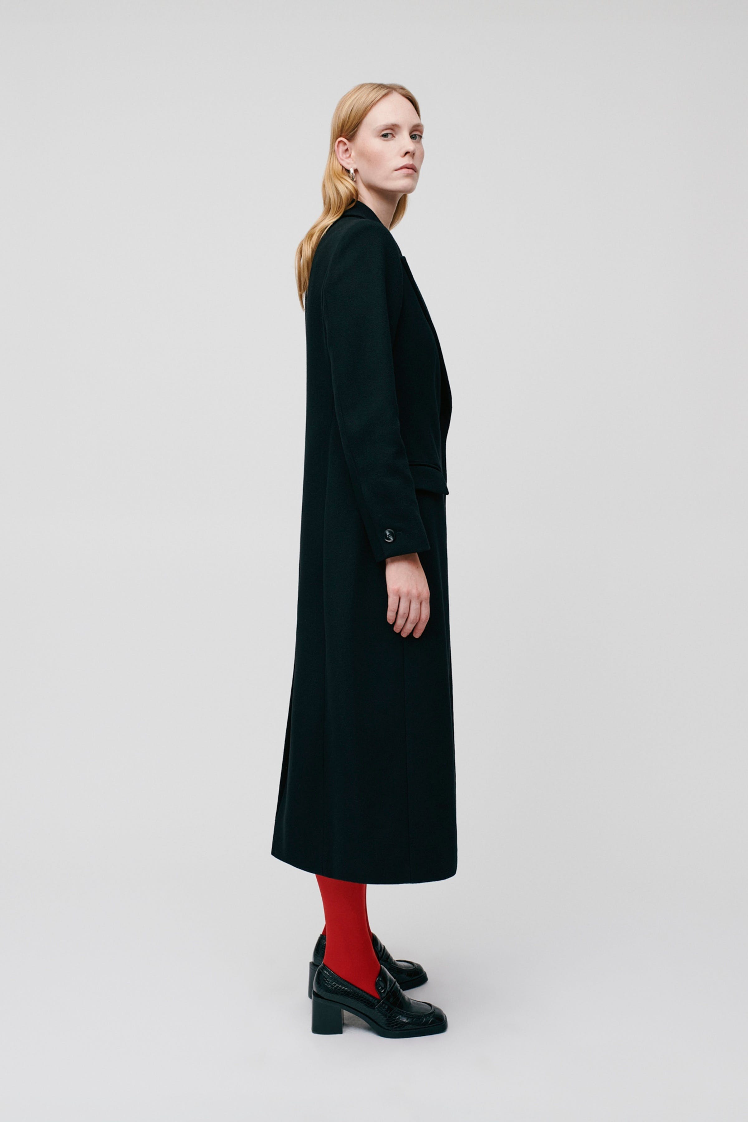 CYNTHIA Coat LOOKBOOK FRONT 30600181-BK999