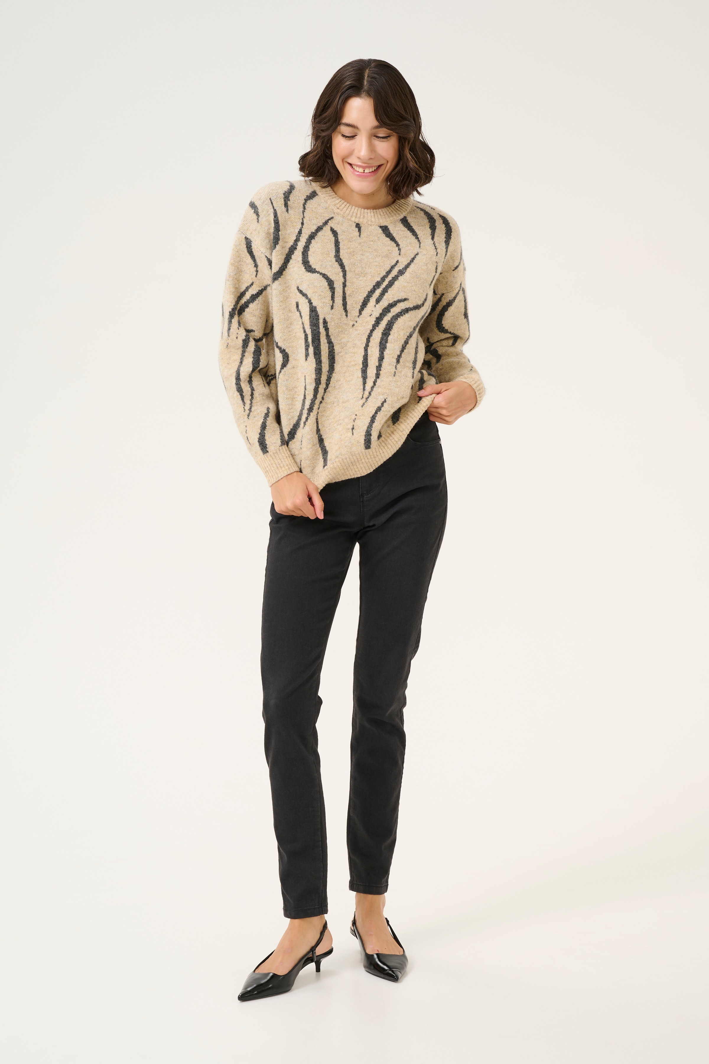 KAbillie Pullover LOOKBOOK FRONT 10509148-107157