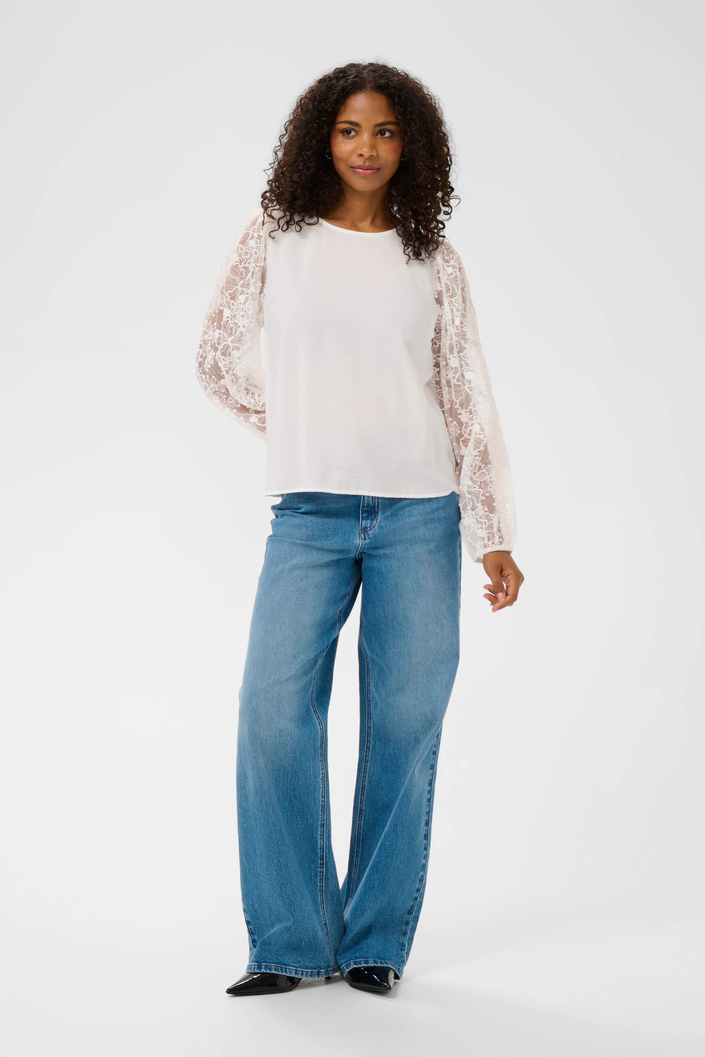 KAsandra Bluse LOOKBOOK FRONT 10511192-110602