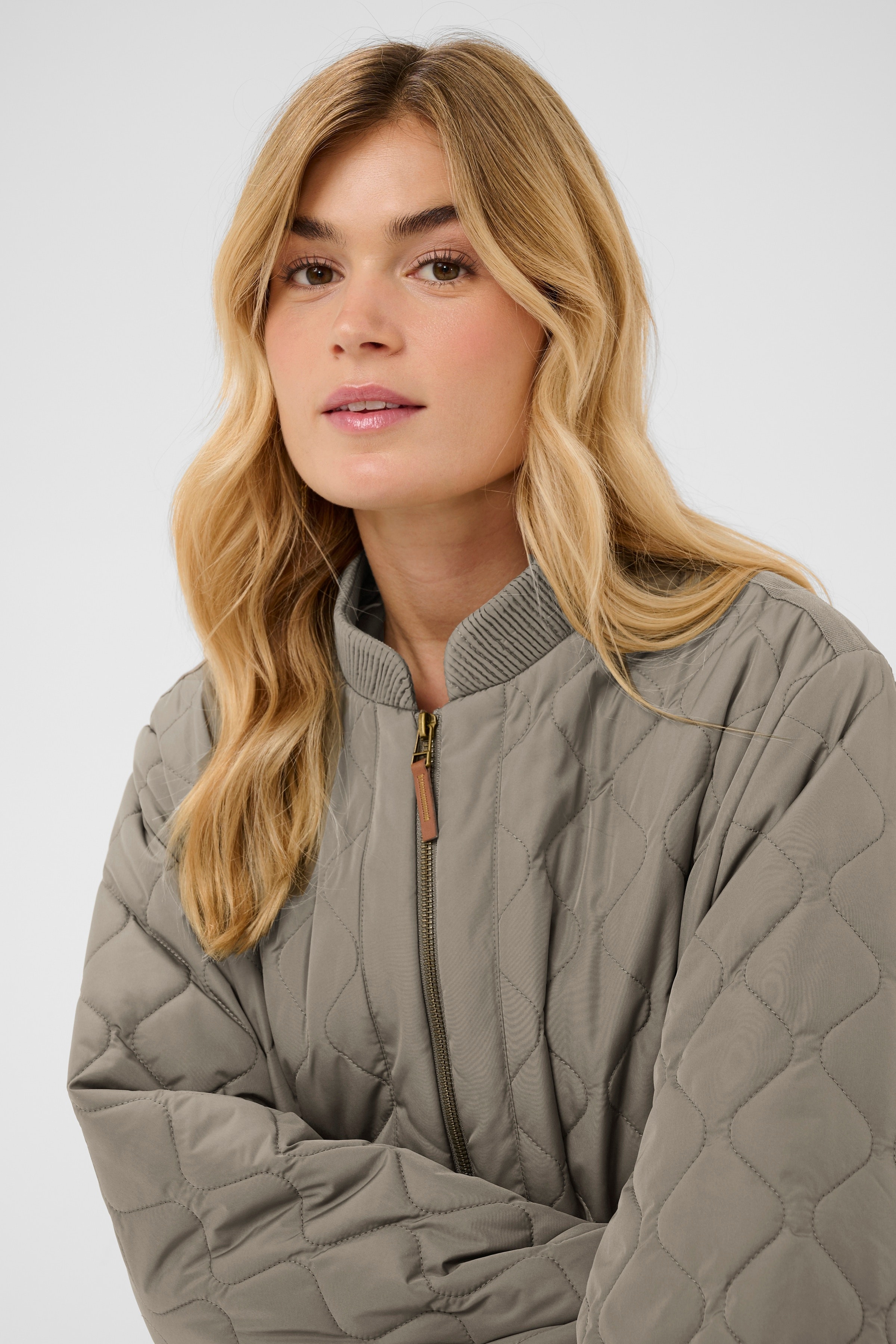 ArwenCR Jacket LOOKBOOK DETAIL 10606580-180513