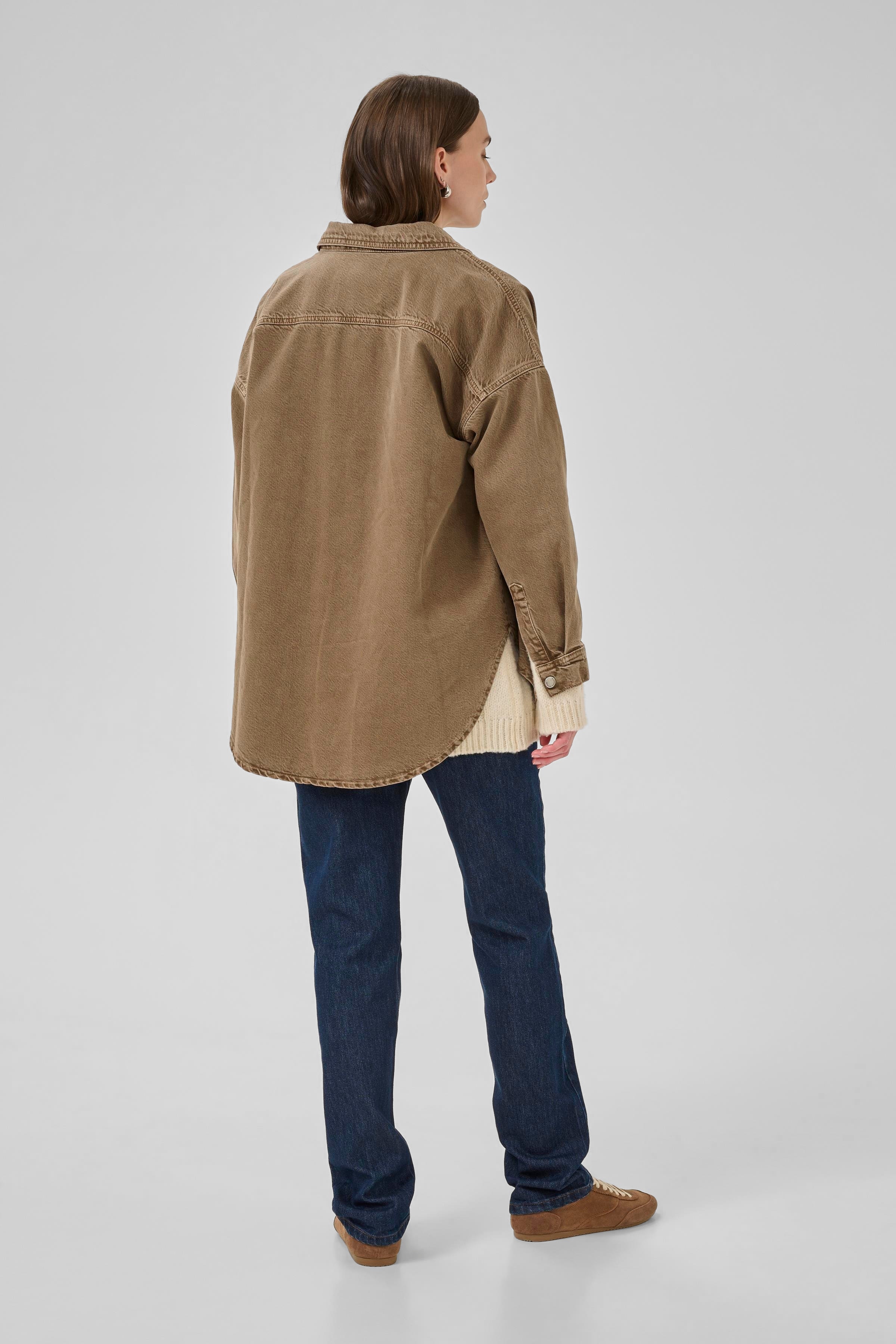 MWLulu Shirt LOOKBOOK BACK 10705393-108483