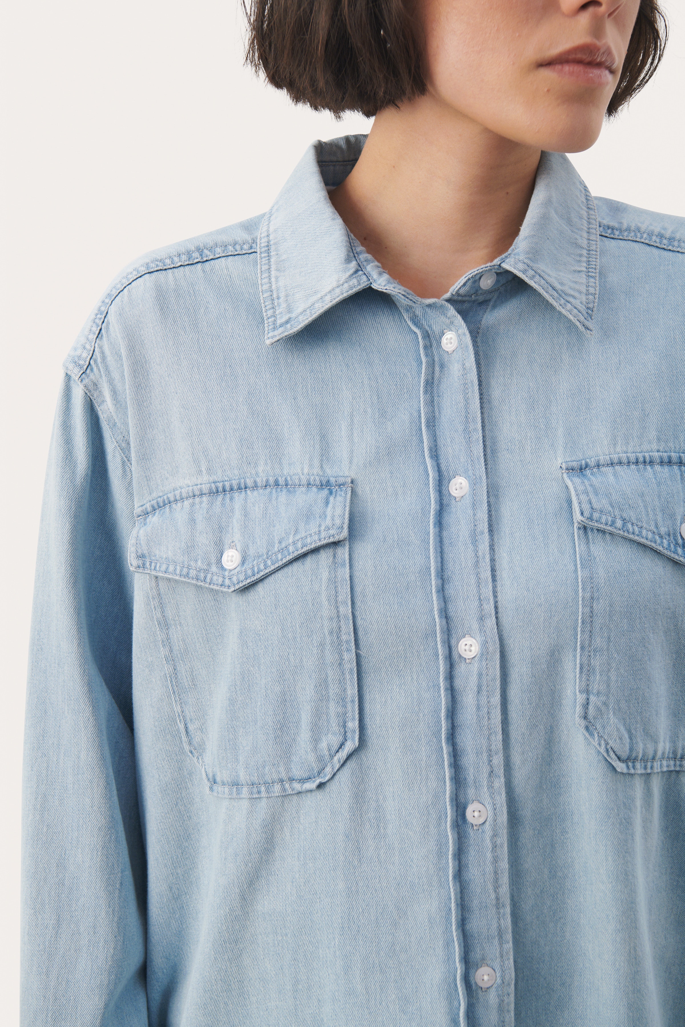 CollettePW Denim shirt LOOKBOOK DETAIL 30308571-300154