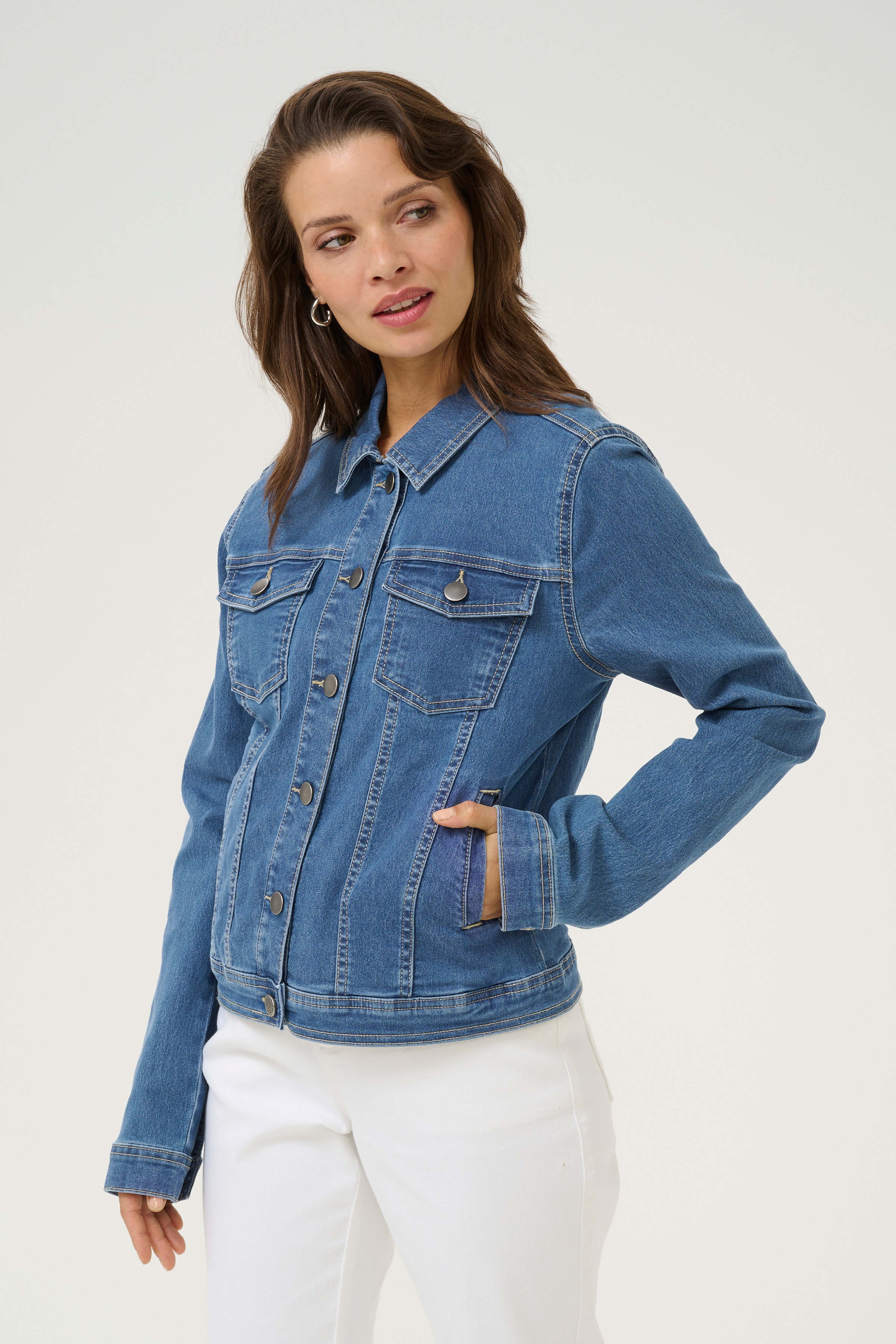 KAvicky Casual Denim Jacke LOOKBOOK FRONT 10505380-103758