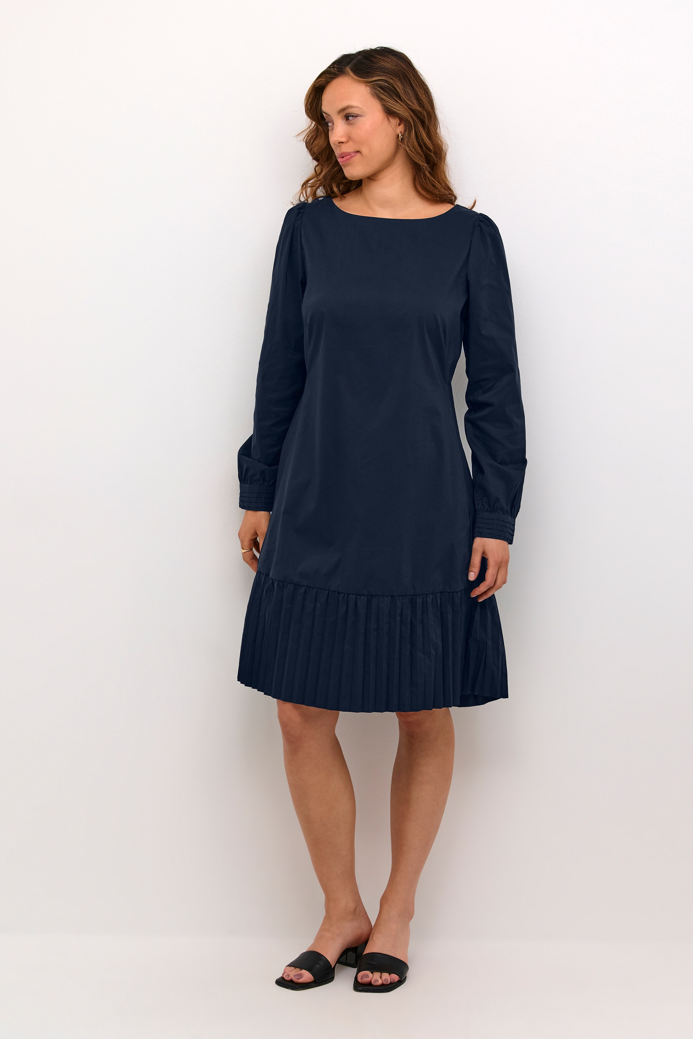 CUbeate Kjole LOOKBOOK FRONT 50111419-193921