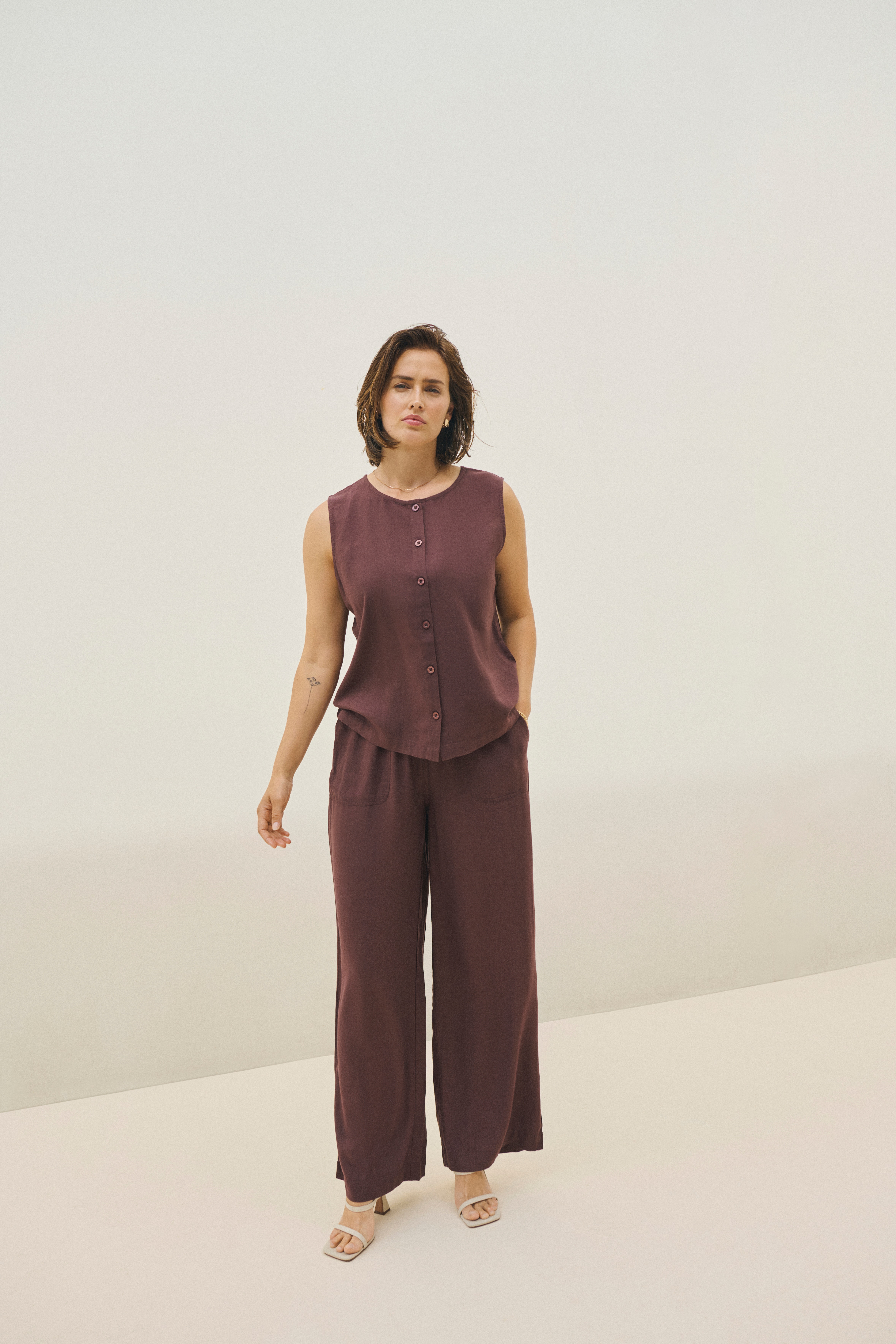 KAmilia Linne Blus LOCATION NONE 10510158-191619