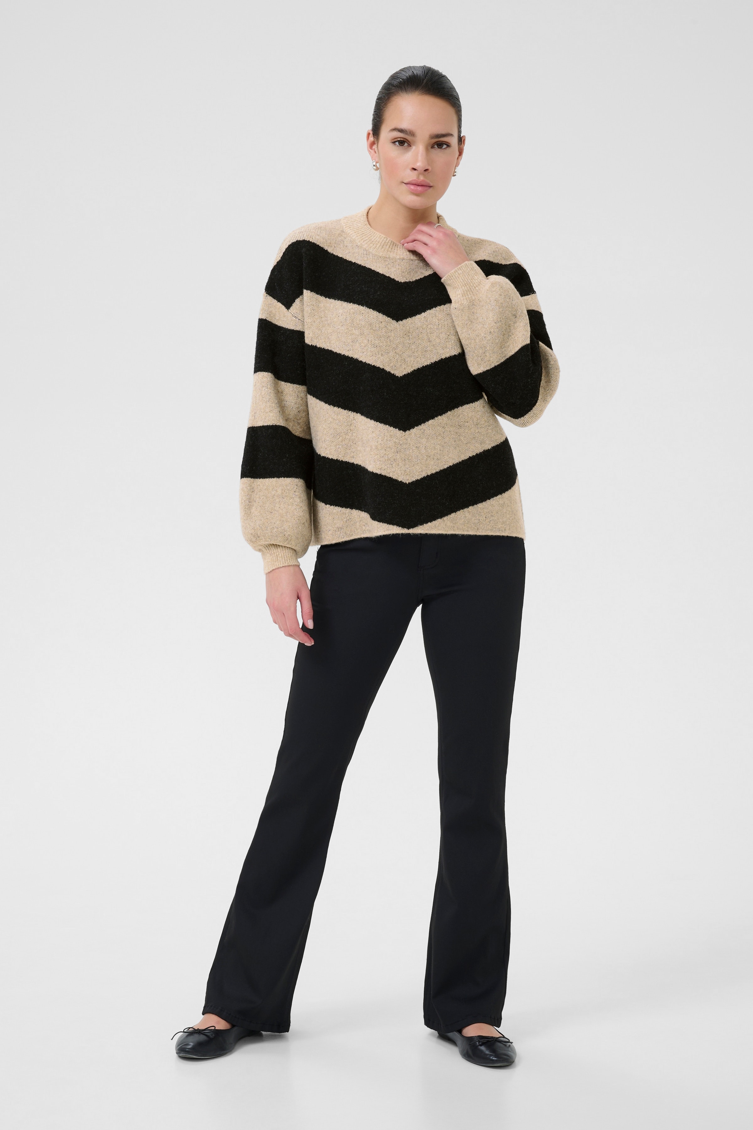 KAverana Pullover LOOKBOOK FRONT 10509061-108123