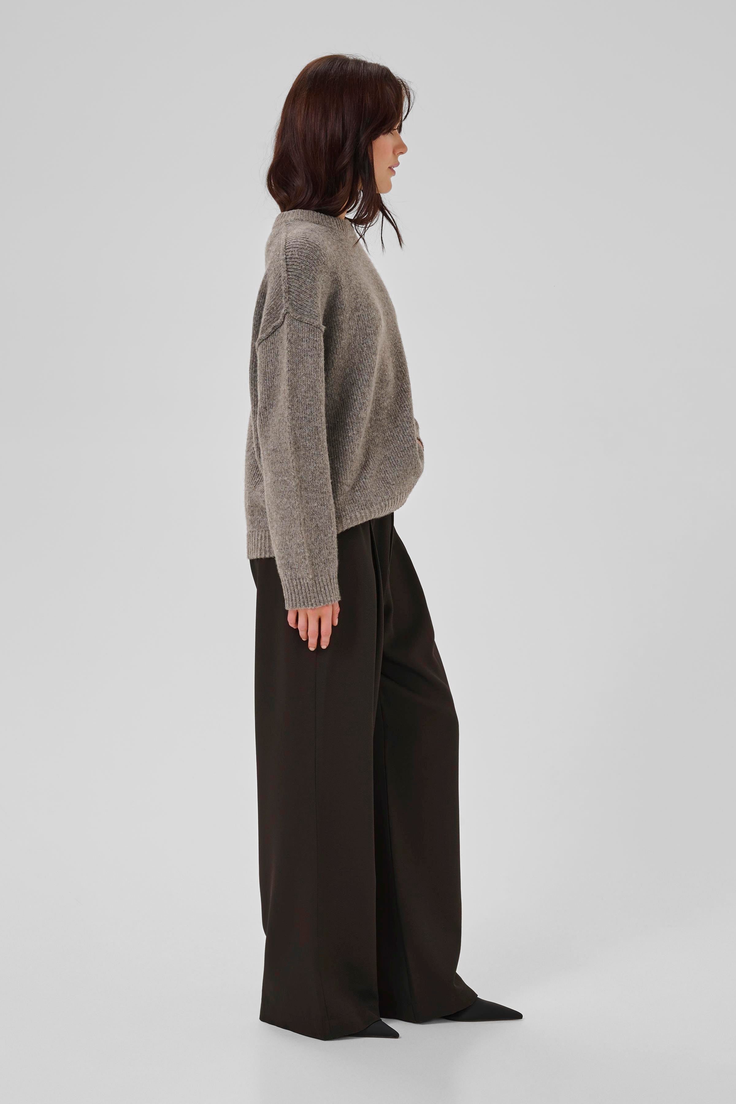 DisaMW Hose LOOKBOOK DETAIL 10704493-191103