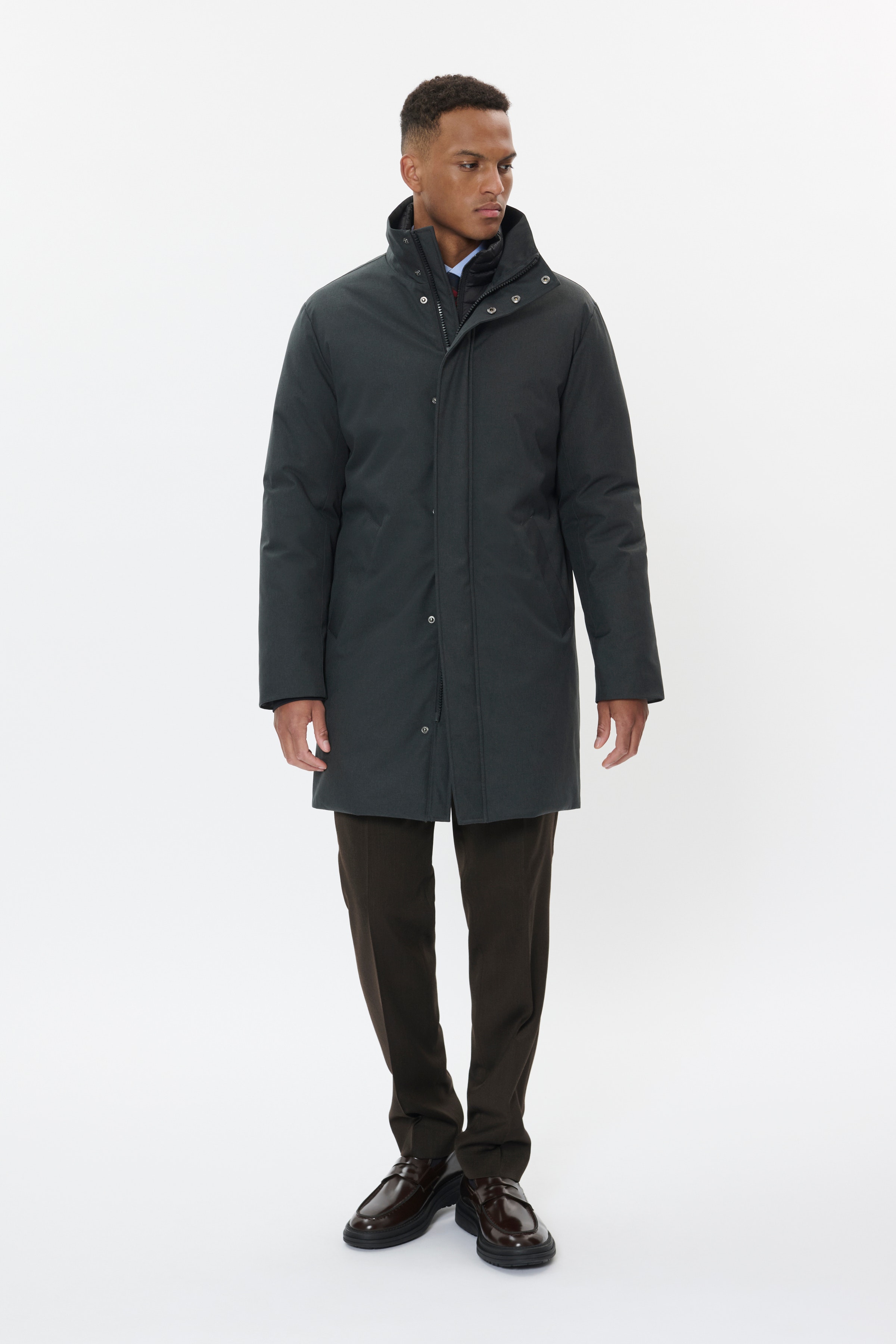 MAharvey Mantel LOOKBOOK FRONT 30208145-300270