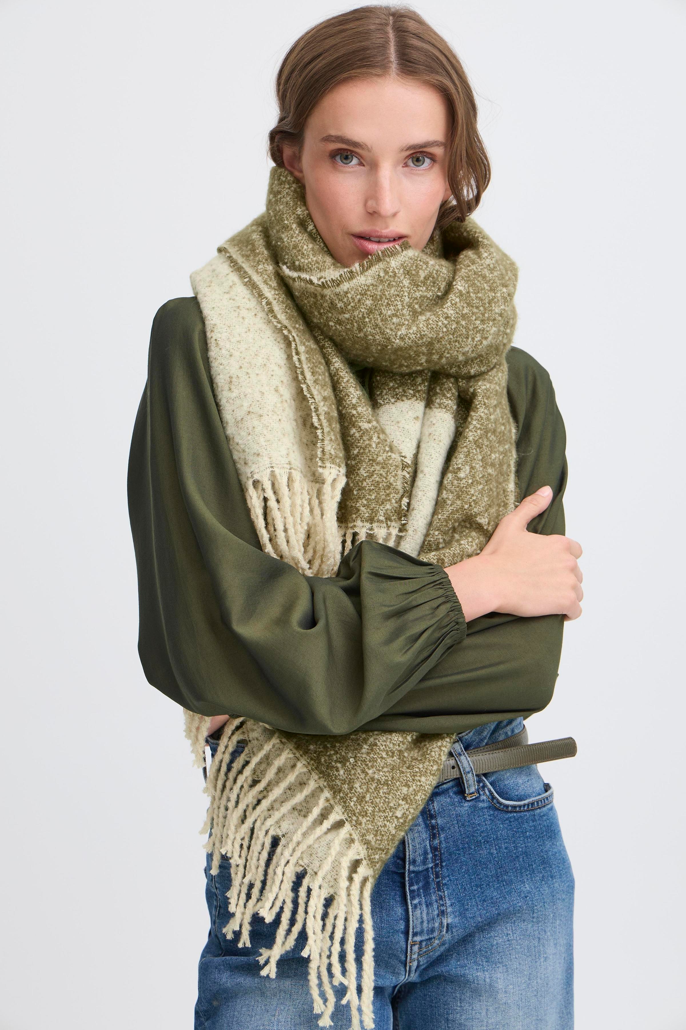 IALEGINA Sjaal LOOKBOOK DETAIL 20119807-190510