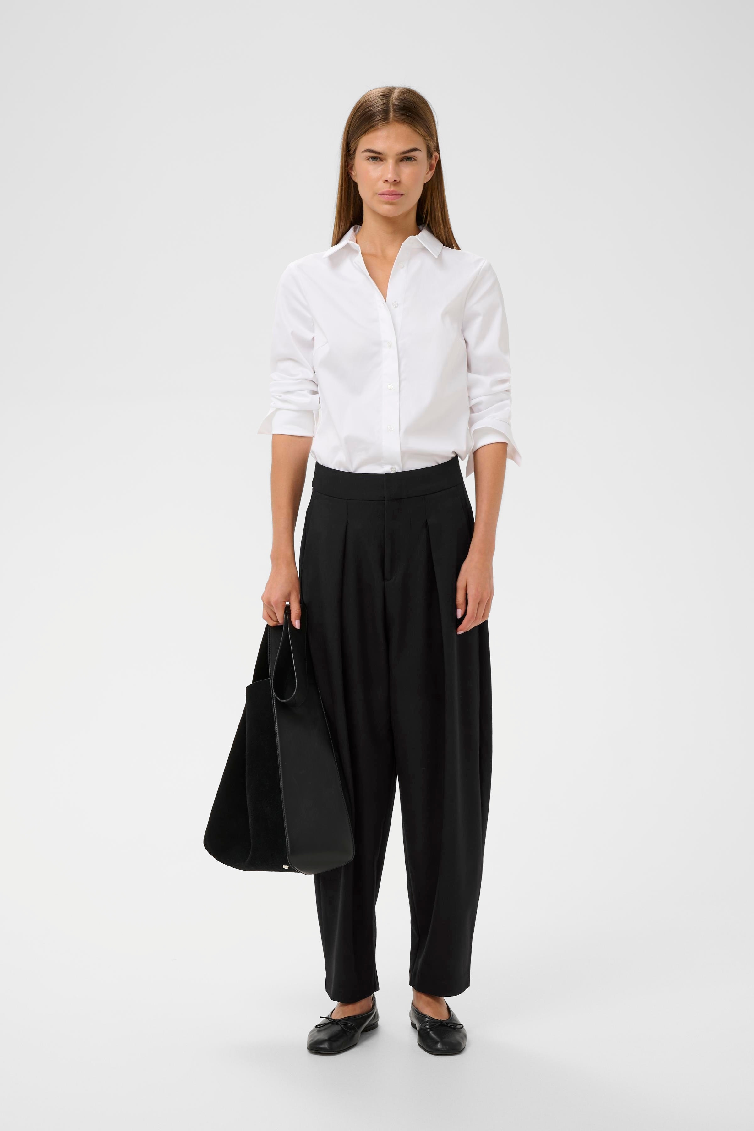 YuktaIW Bukser LOOKBOOK FRONT 30111165-194008