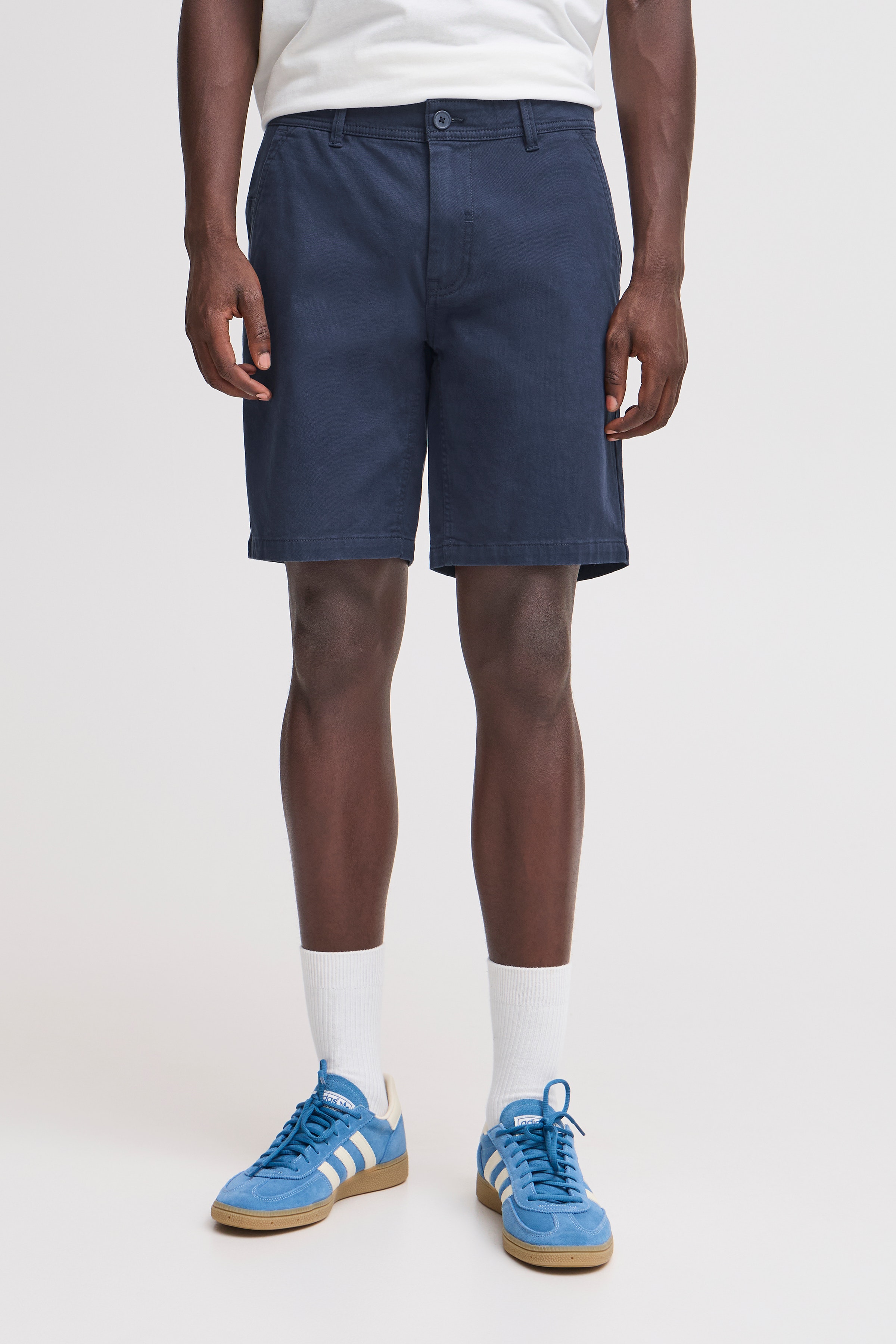 Shorts LOOKBOOK FRONT 20717880-194024