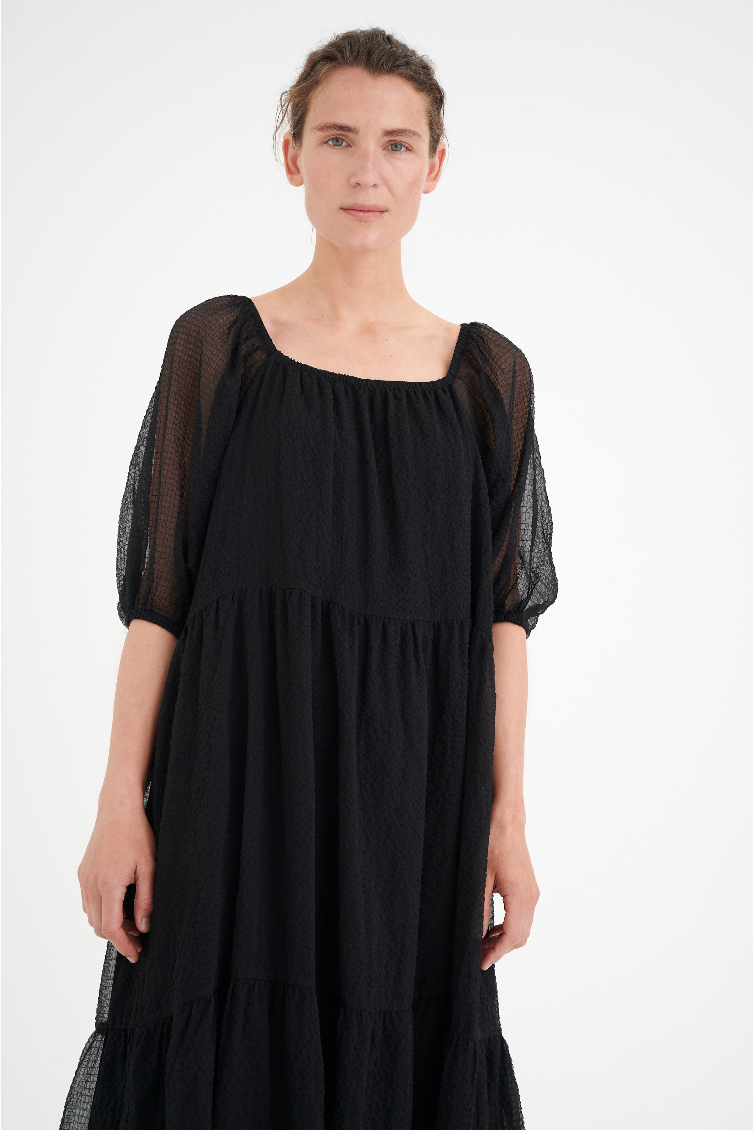 YazzyIW Kjole LOOKBOOK FRONT 30106429-194008
