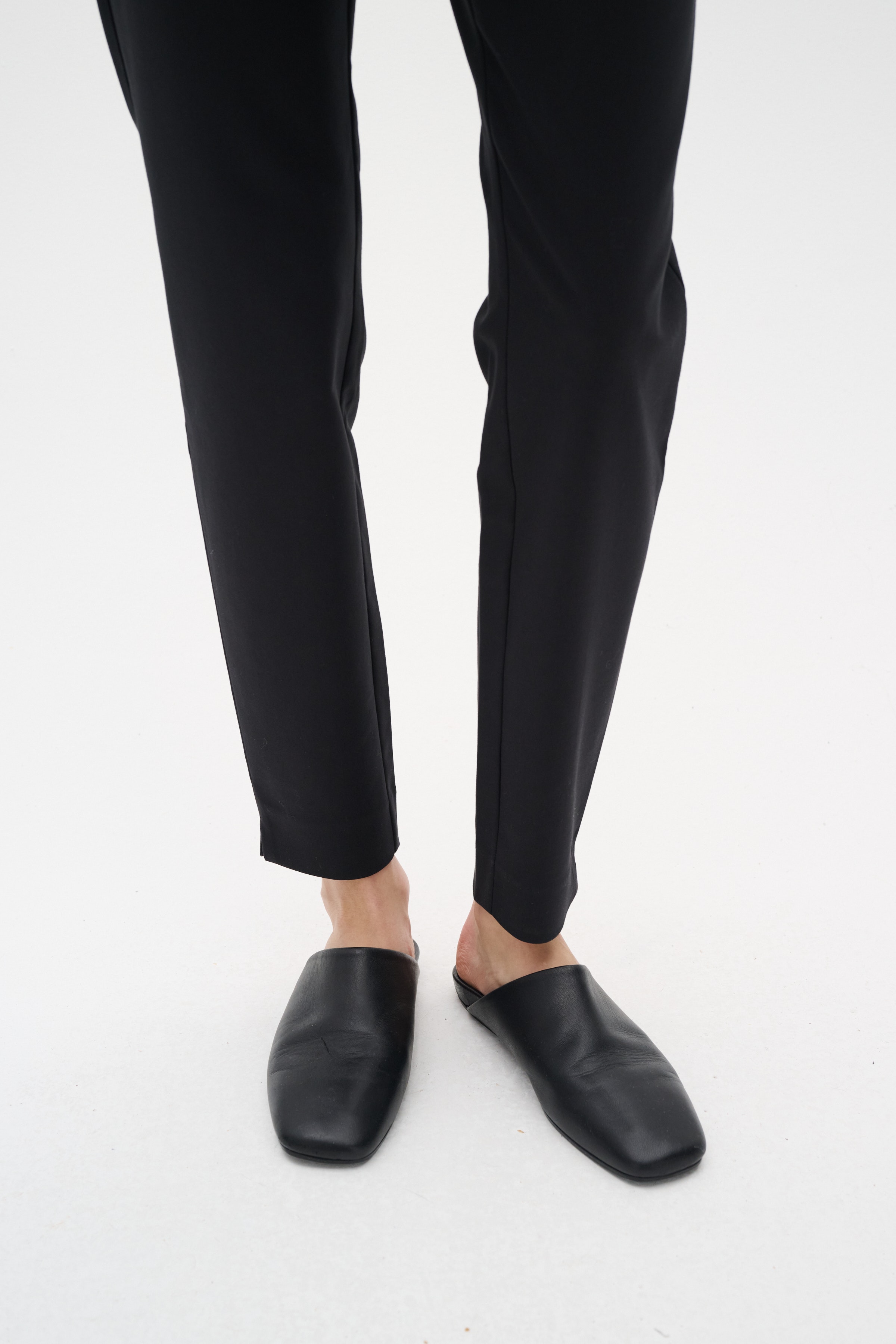 Zella IW pants LOOKBOOK FRONT 30103749-10050