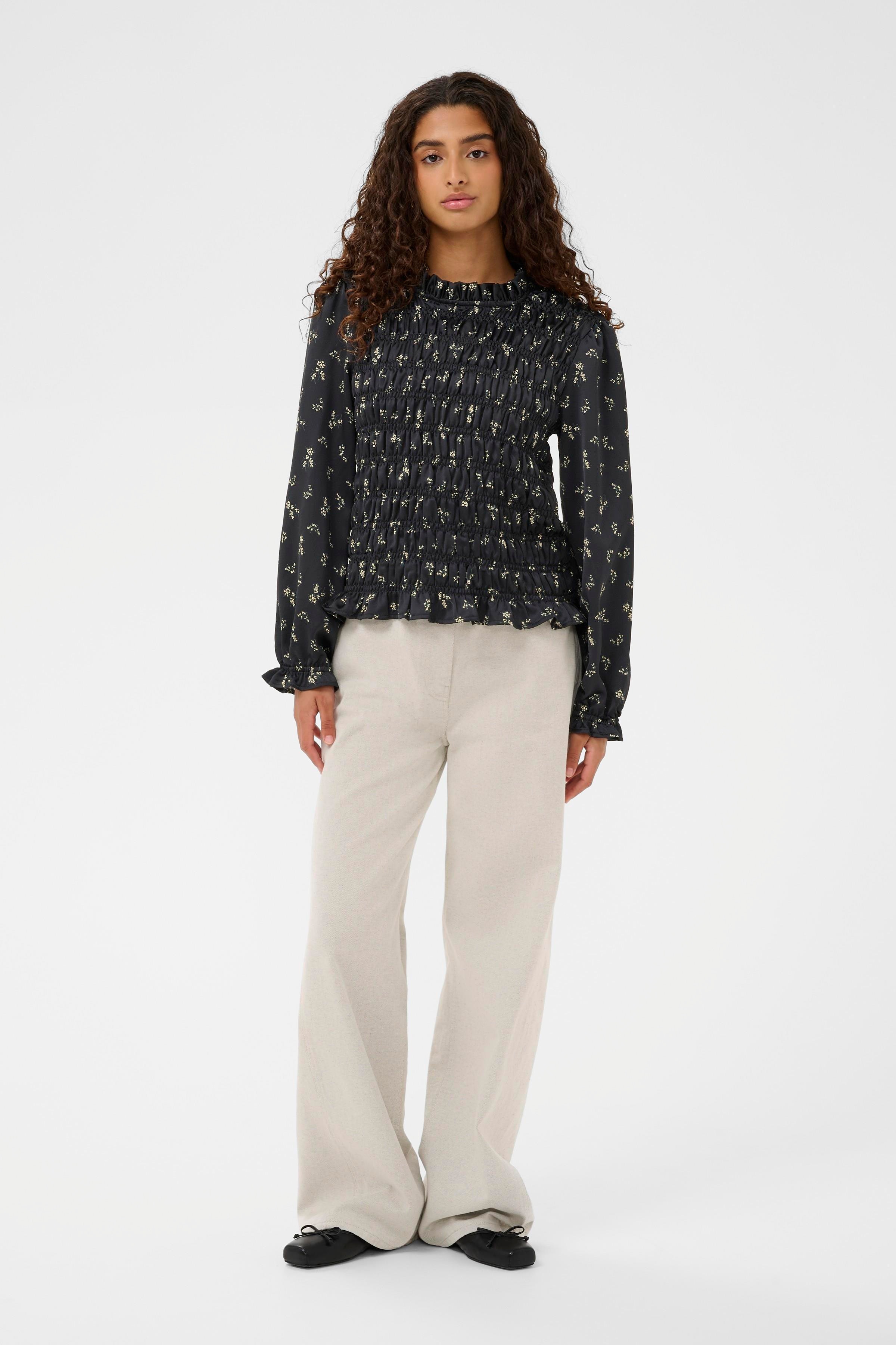 SLAnna Bluse LOOKBOOK FRONT 30408894-304510