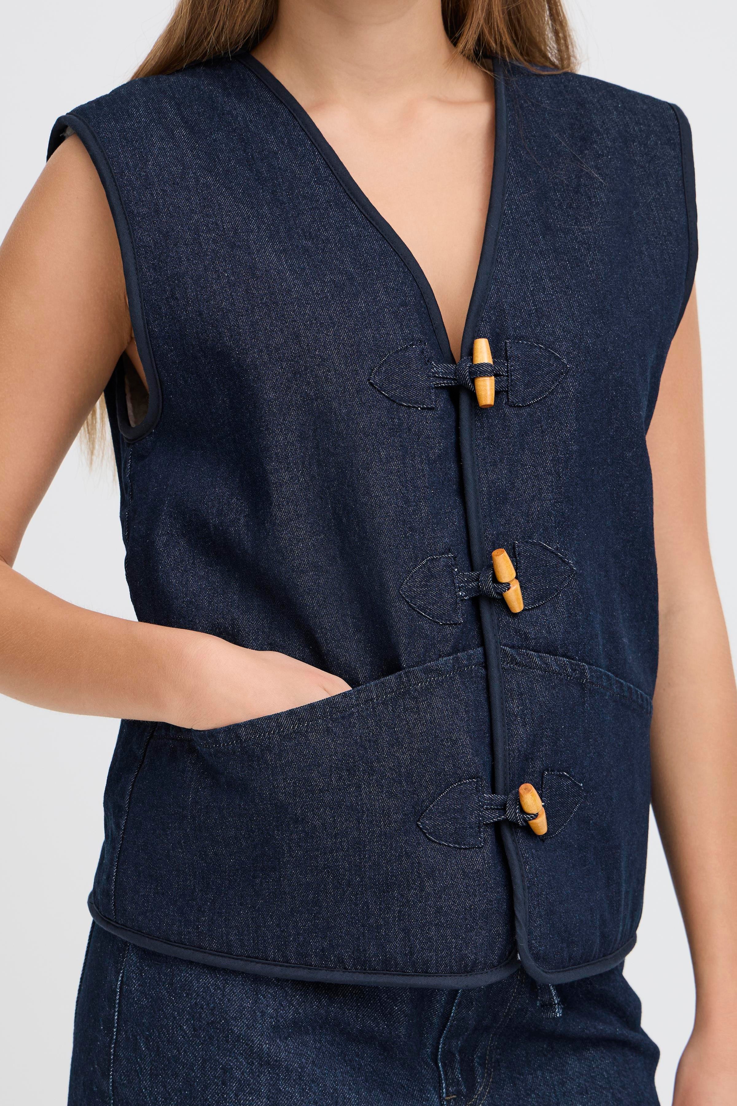 IHHIRAMO Vest LOOKBOOK DETAIL 20124340-900000209