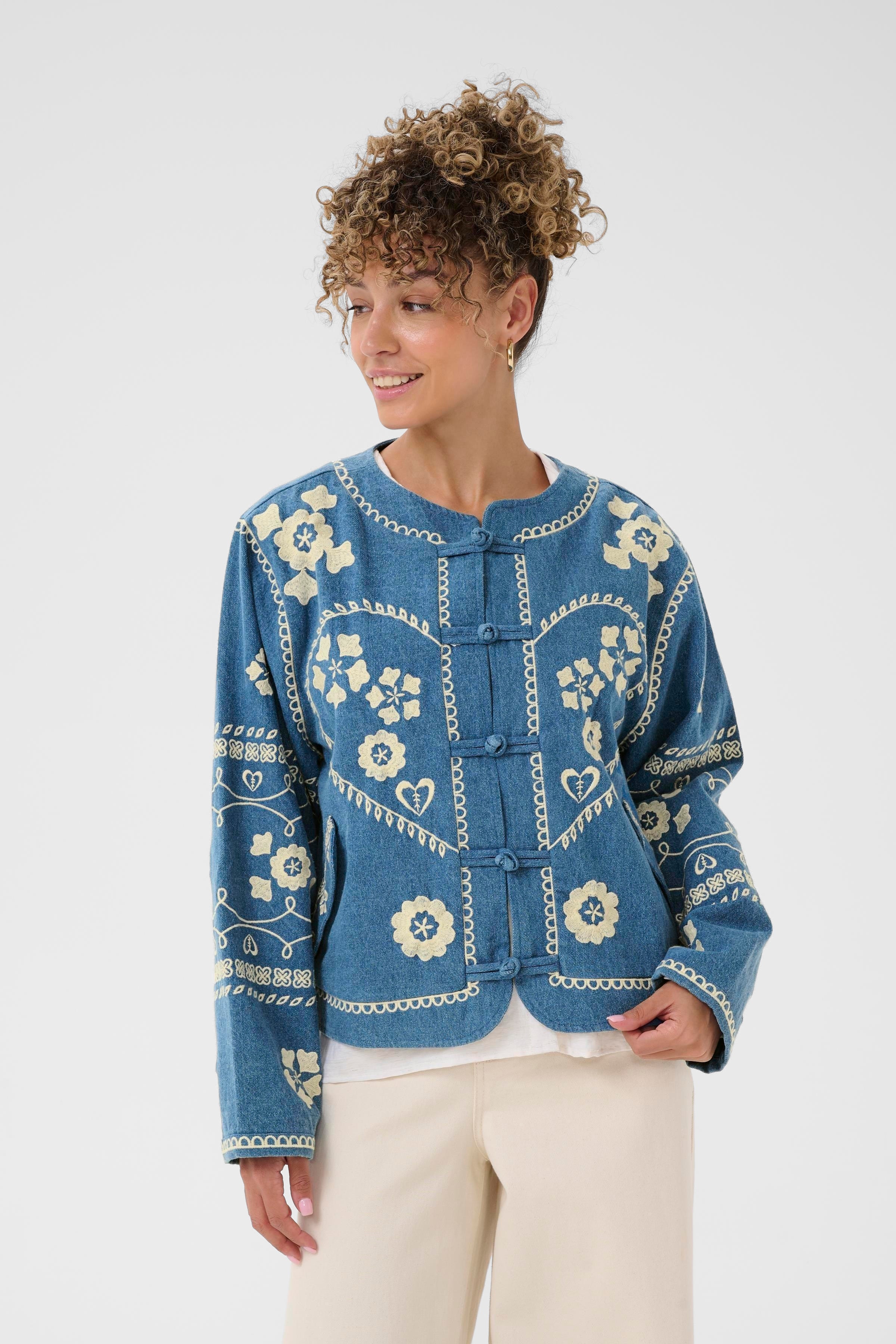 CRTannie Casual jakke LOOKBOOK FRONT 10614559-104682