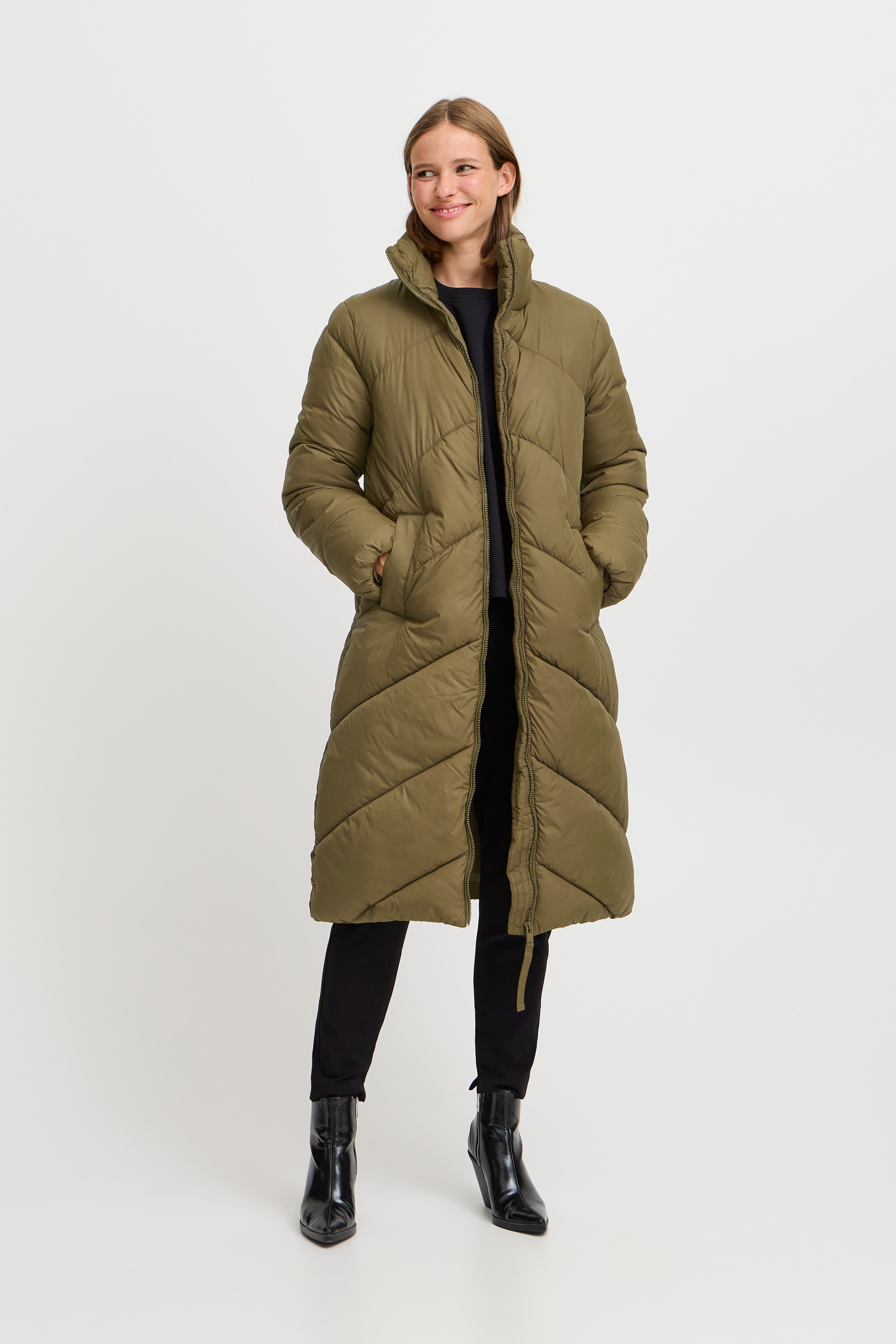 BYBOMINA Coat LOOKBOOK FRONT 20815102-190622