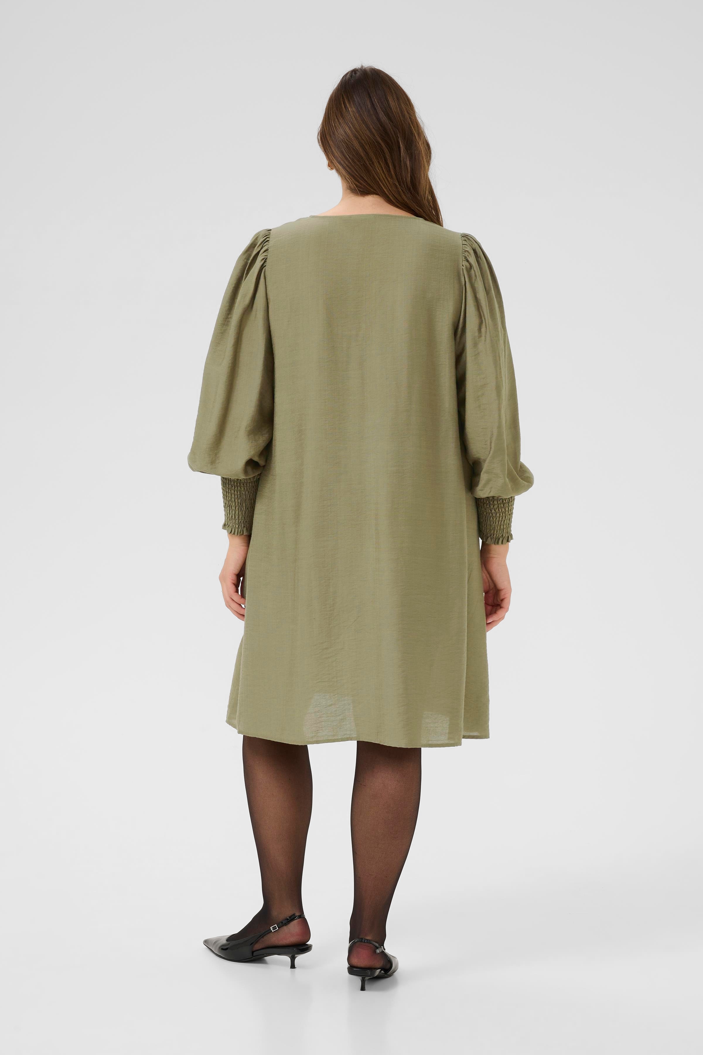 KCsofia Dress LOOKBOOK BACK 10583890-170517