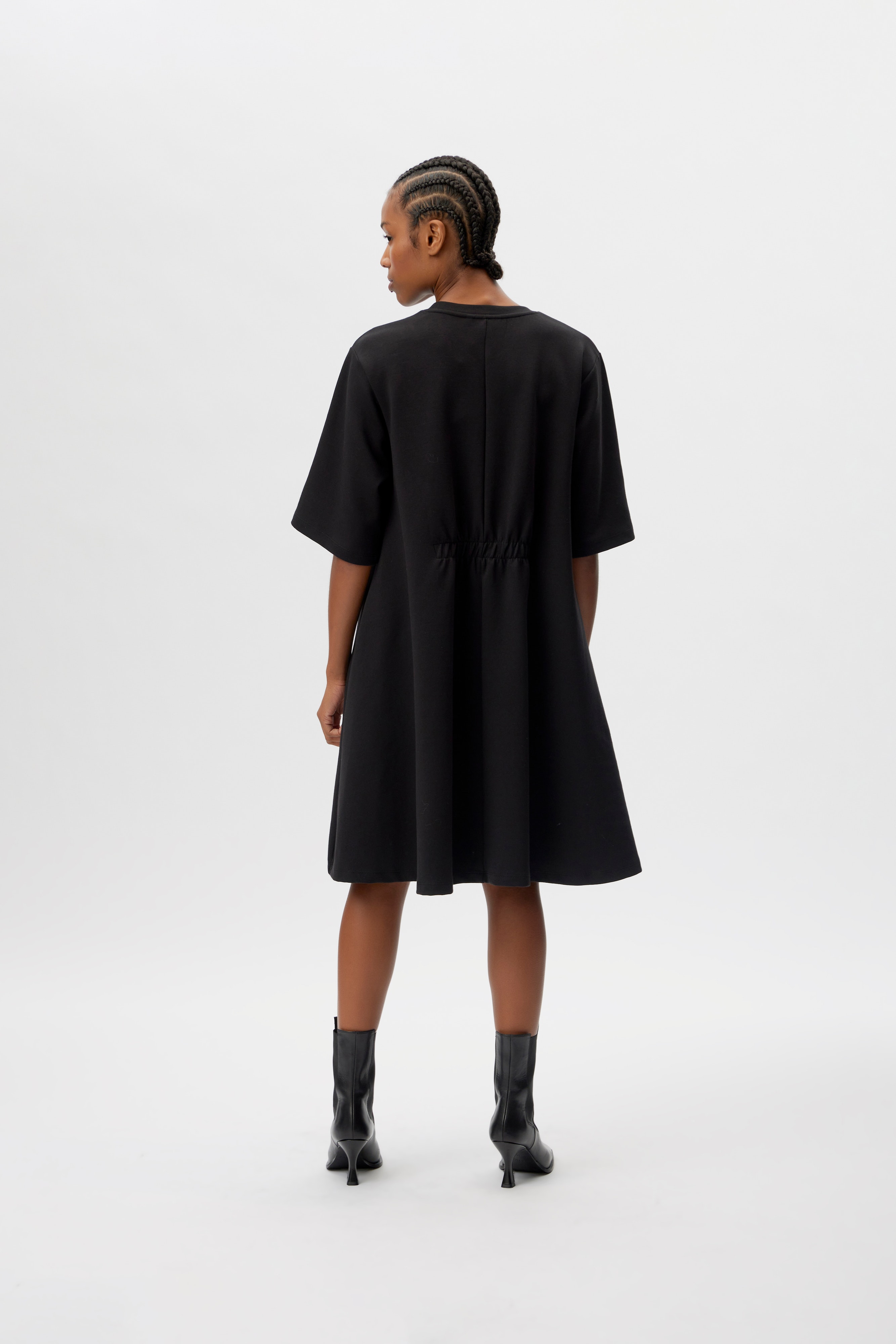 IminaGZ Kjole LOOKBOOK FRONT 10906326-100017