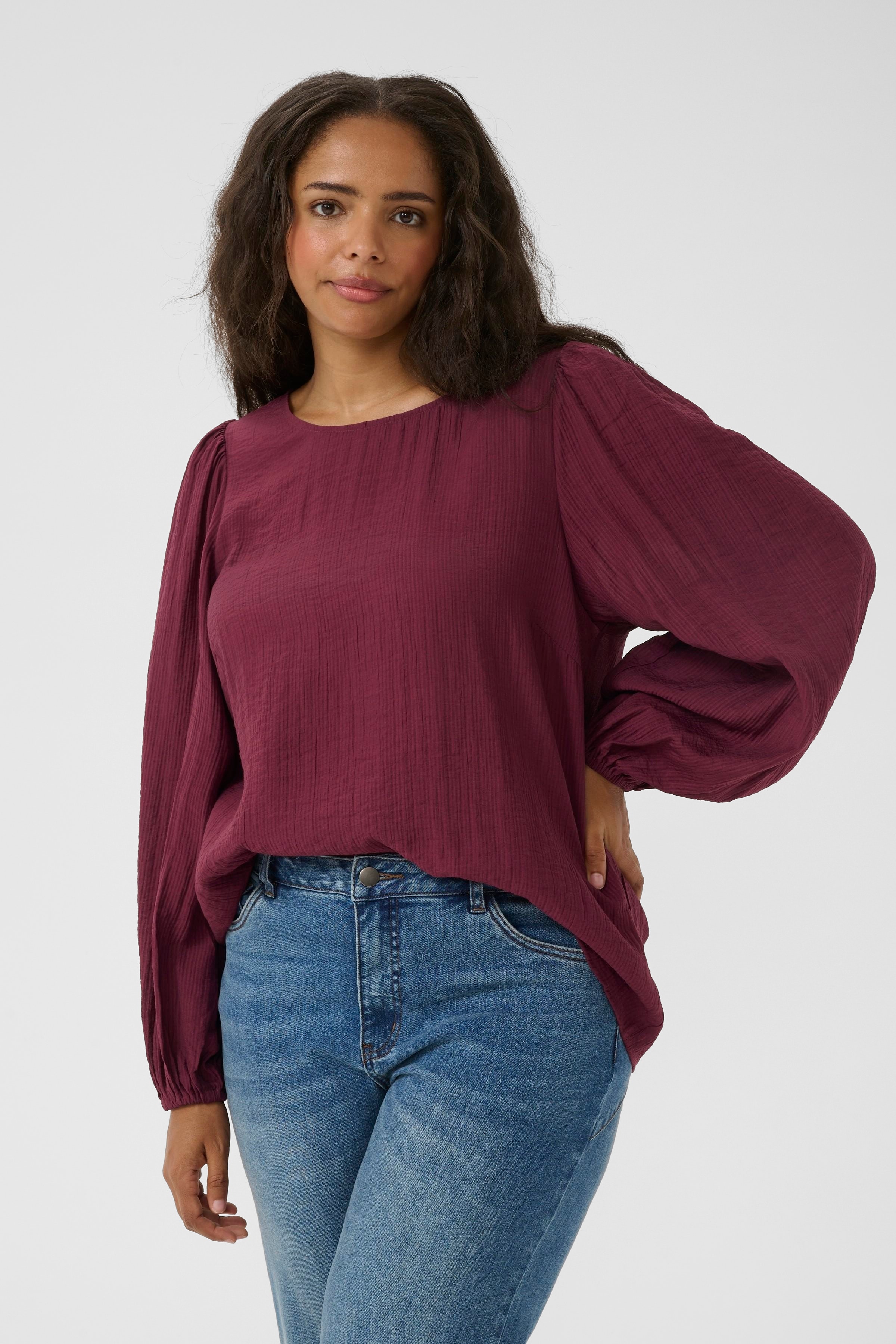 KCviva Bluse LOOKBOOK FRONT 10583705-191528
