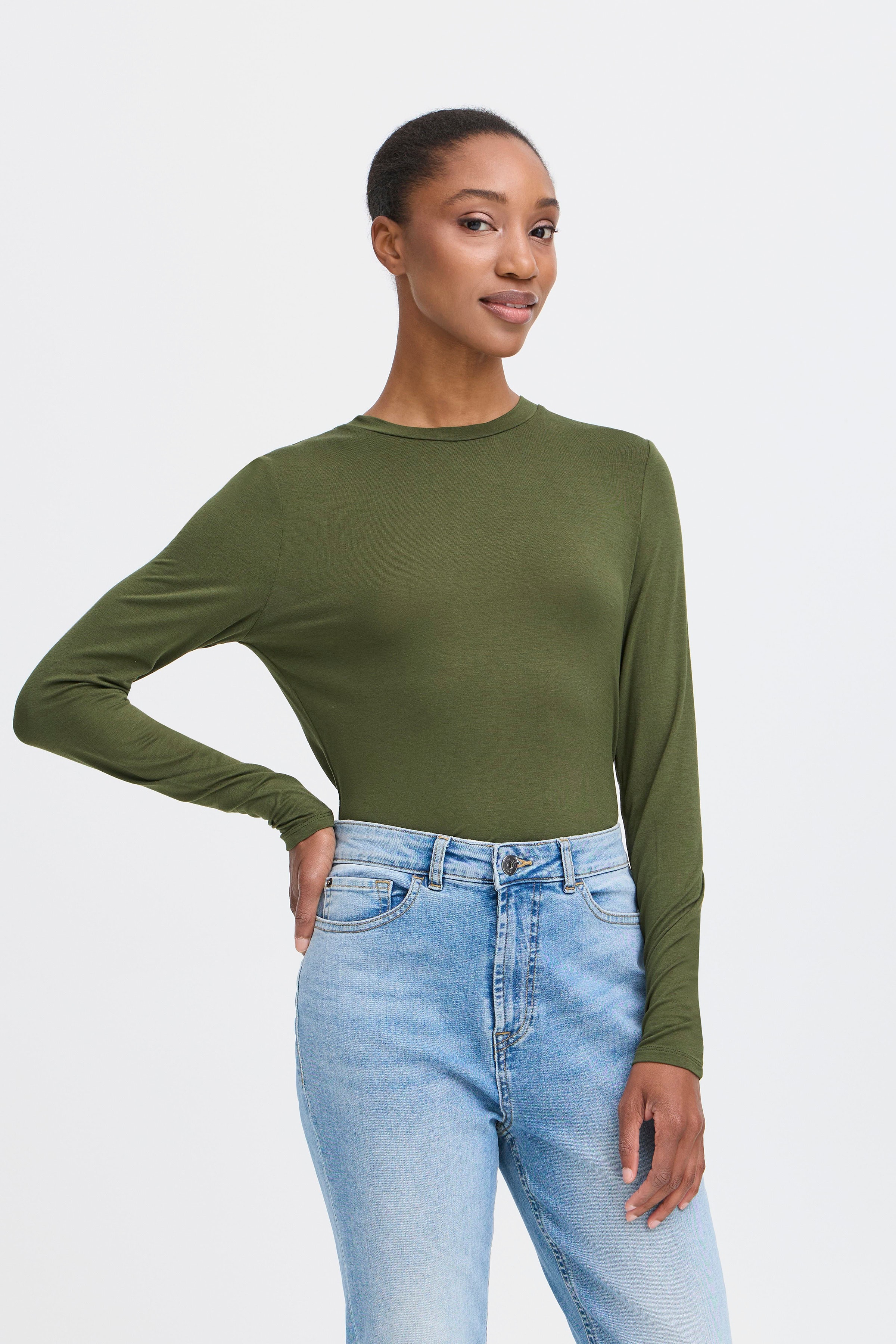 IHPHILUCA T-shirt LOOKBOOK FRONT 20117290-190419