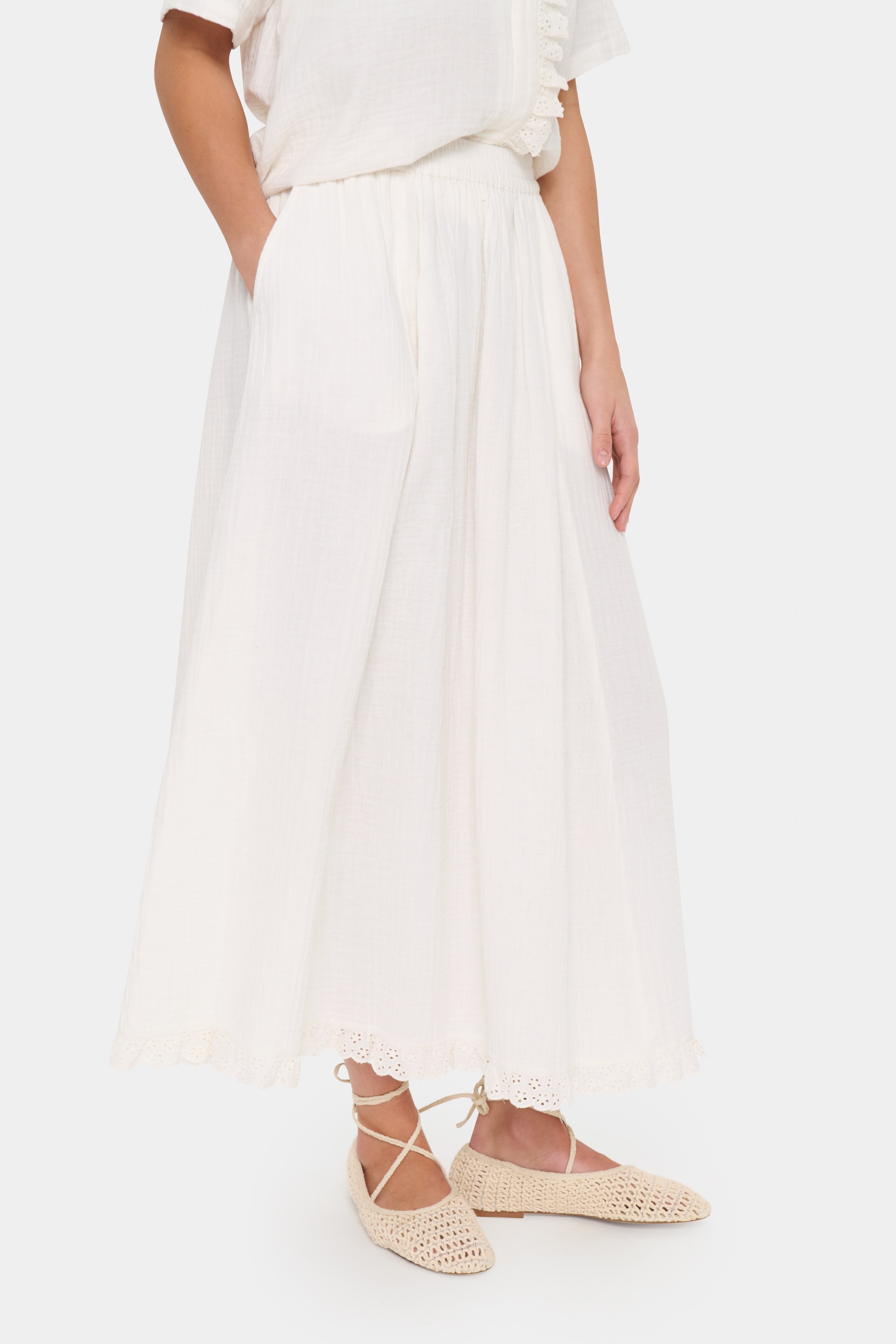 KatinaSZ Skirt LOOKBOOK FRONT 30514111-110605