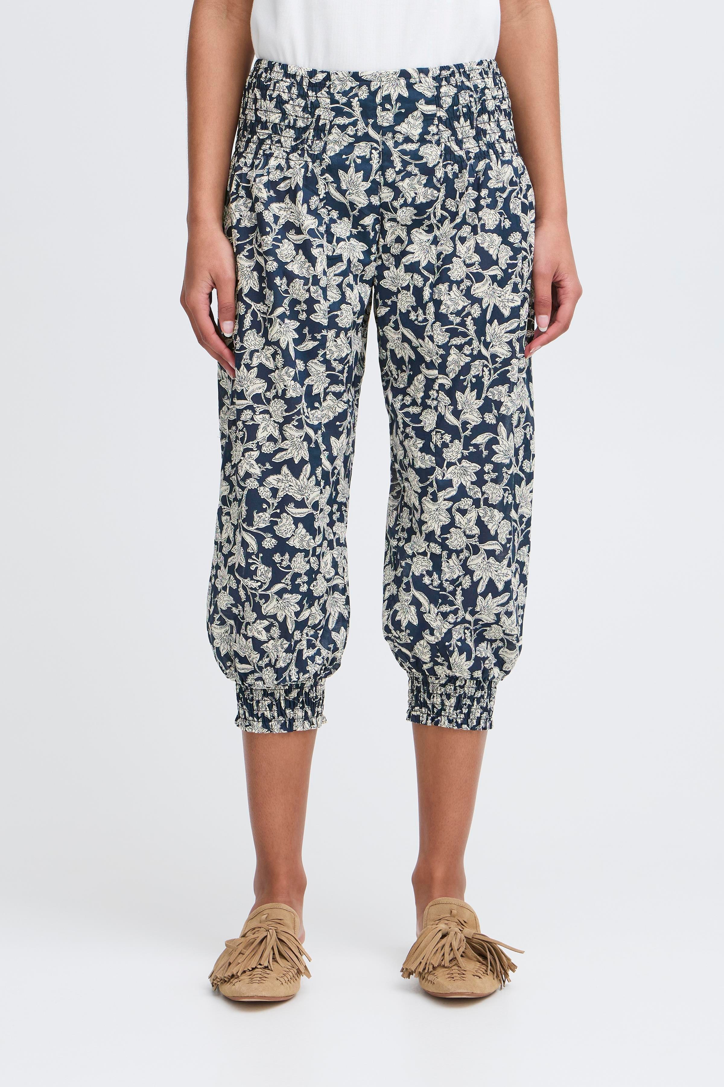 PZJILL Wide Capri Byxor LOOKBOOK FRONT 50200339-205181