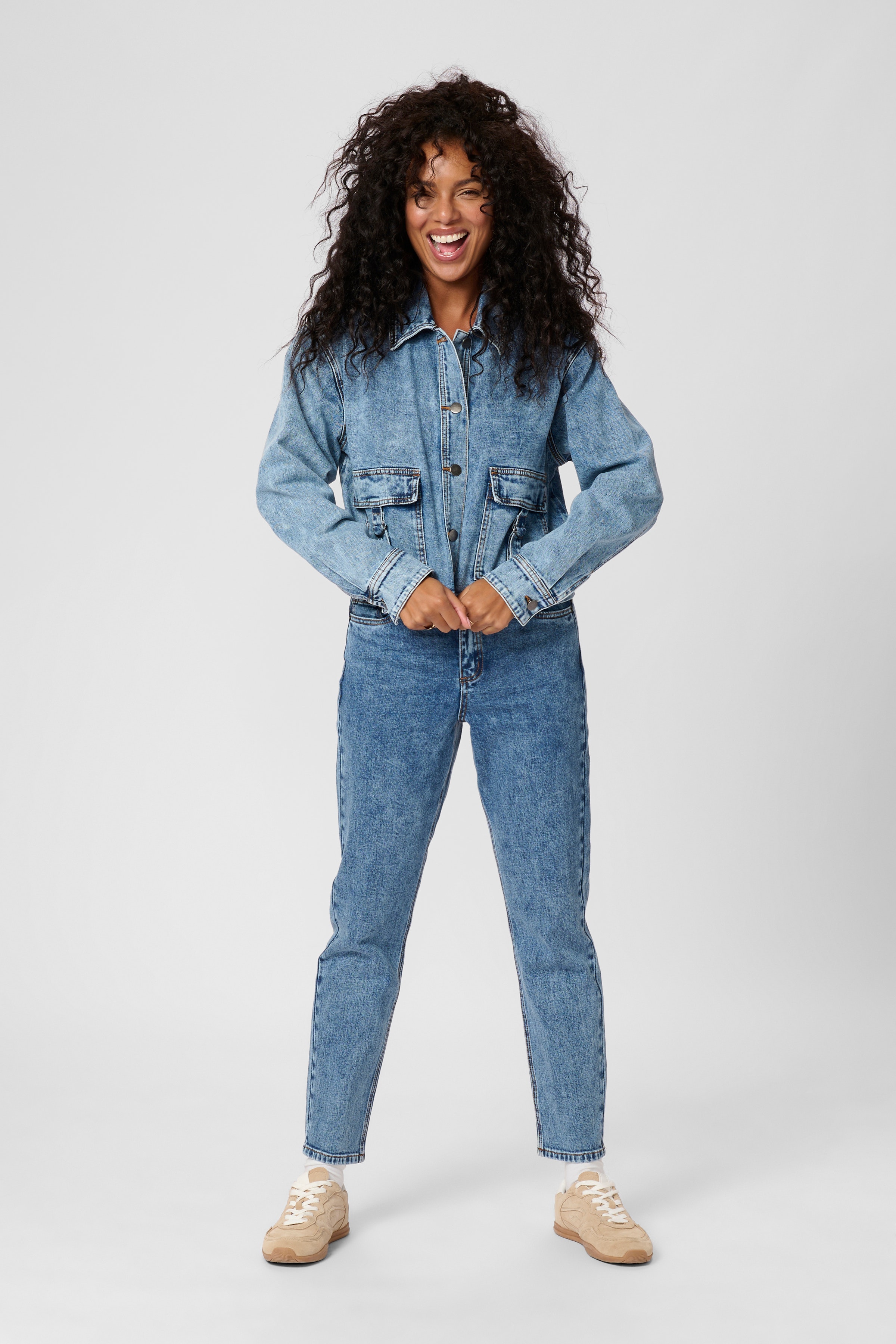 KAeloise Jeans LOOKBOOK FRONT 10510130-107716