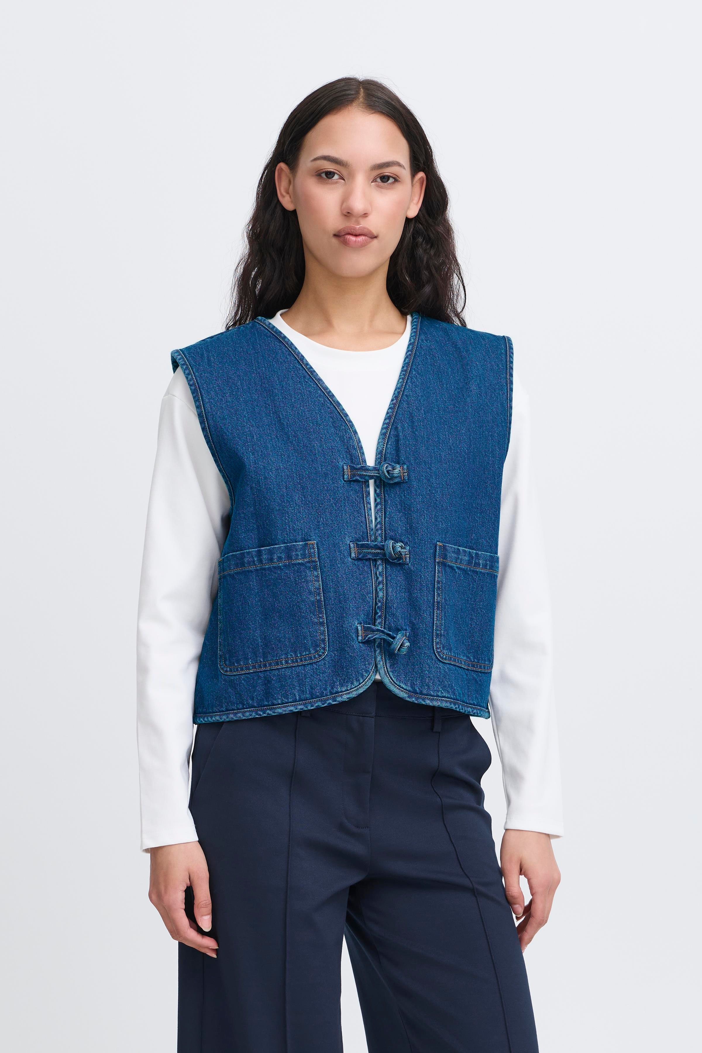 IHPELLIE Waistcoat LOOKBOOK FRONT 20124067-200339