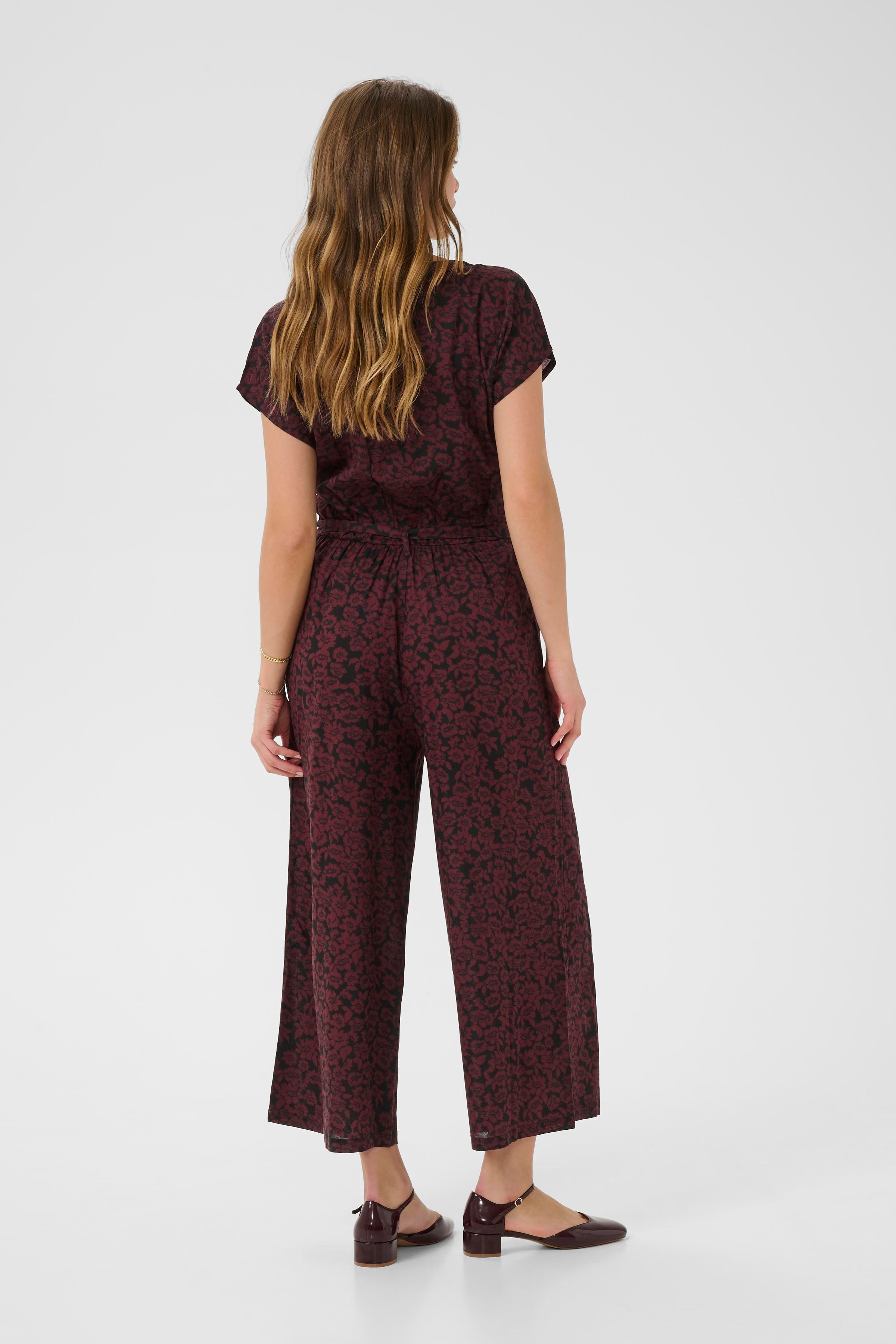 KAbeathe Jumpsuit LOOKBOOK BACK 10508898-107734