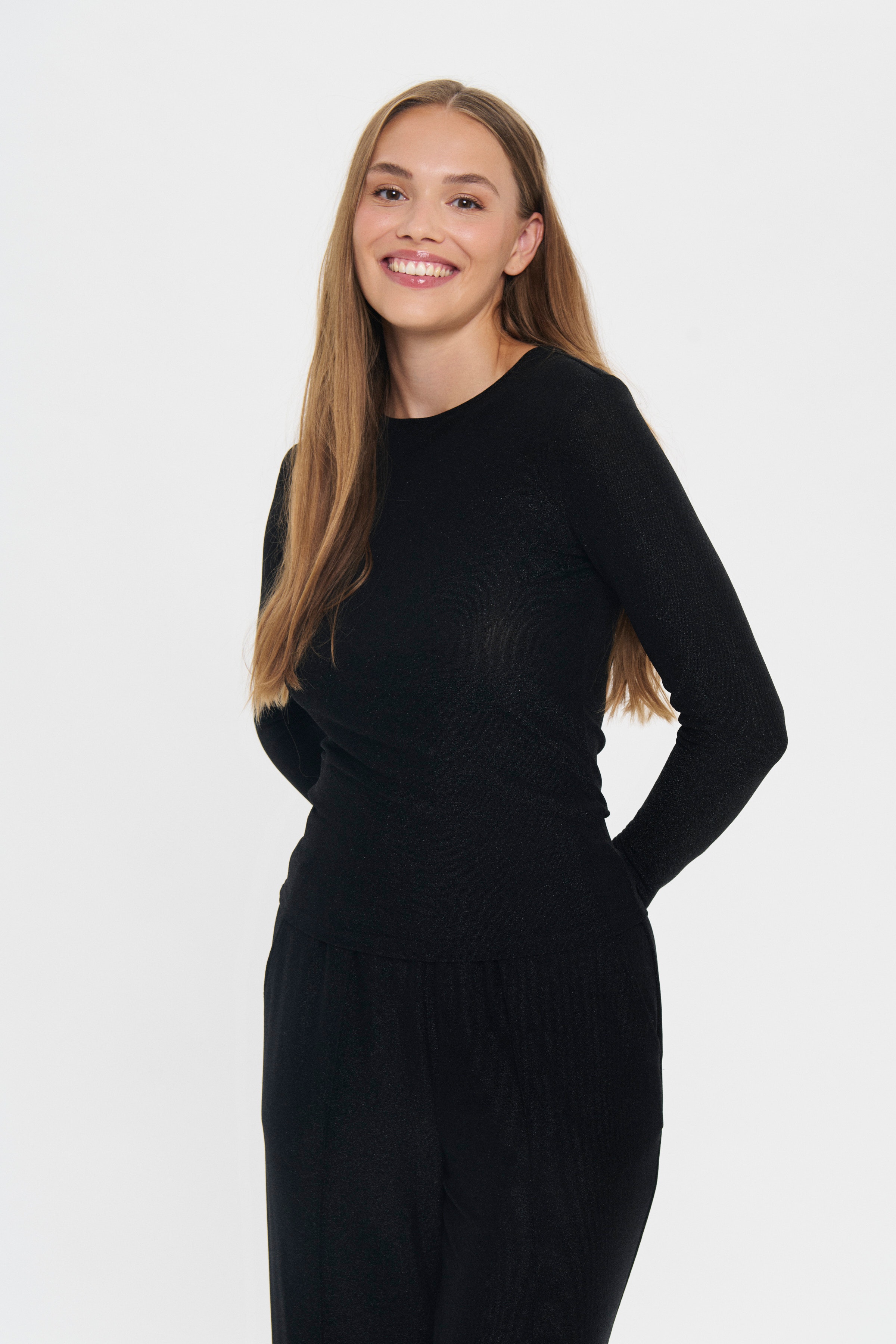 NoriaSZ Blus LOOKBOOK FRONT 30514626-193911