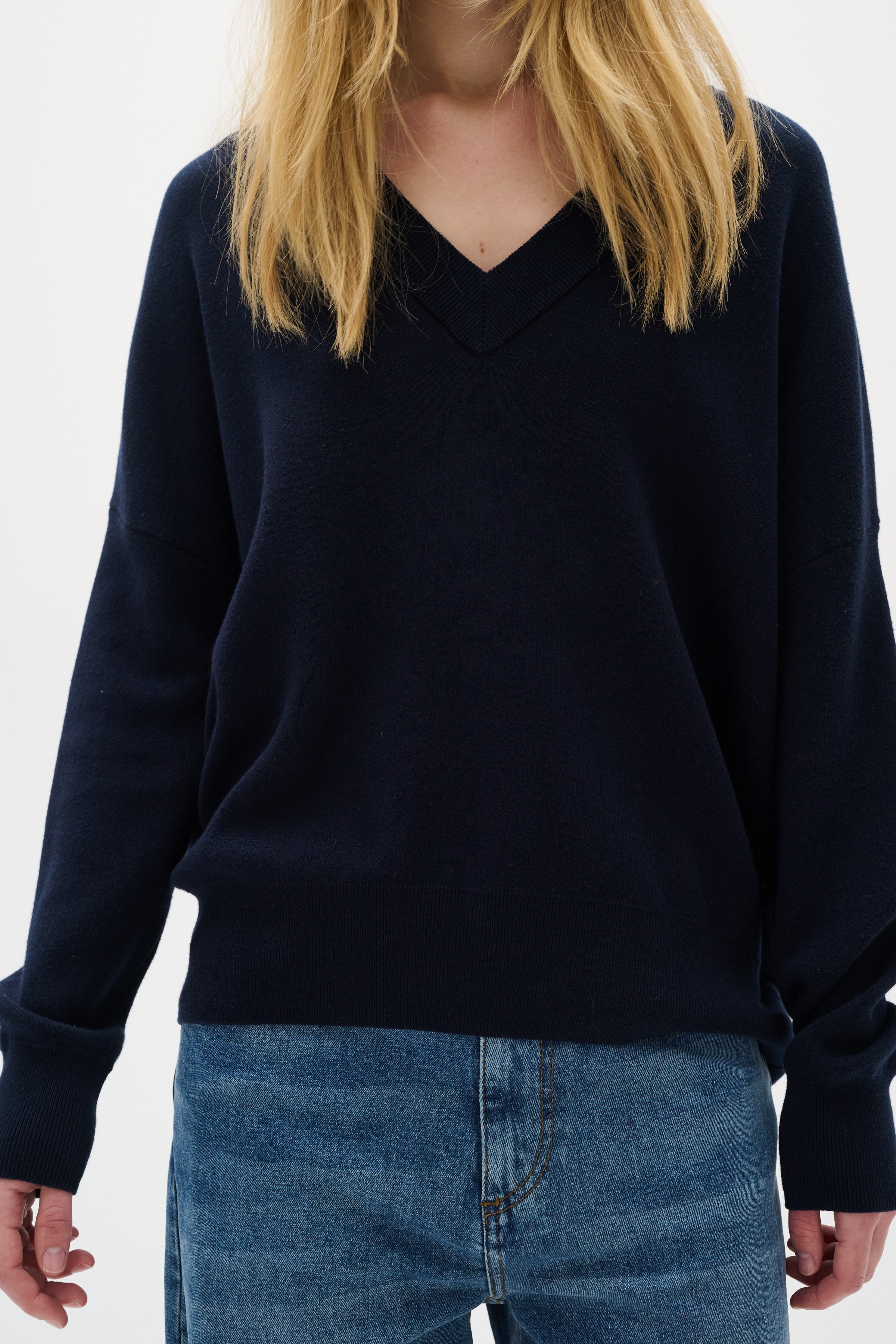 FosterIW Pullover LOOKBOOK DETAIL 30106899-300005