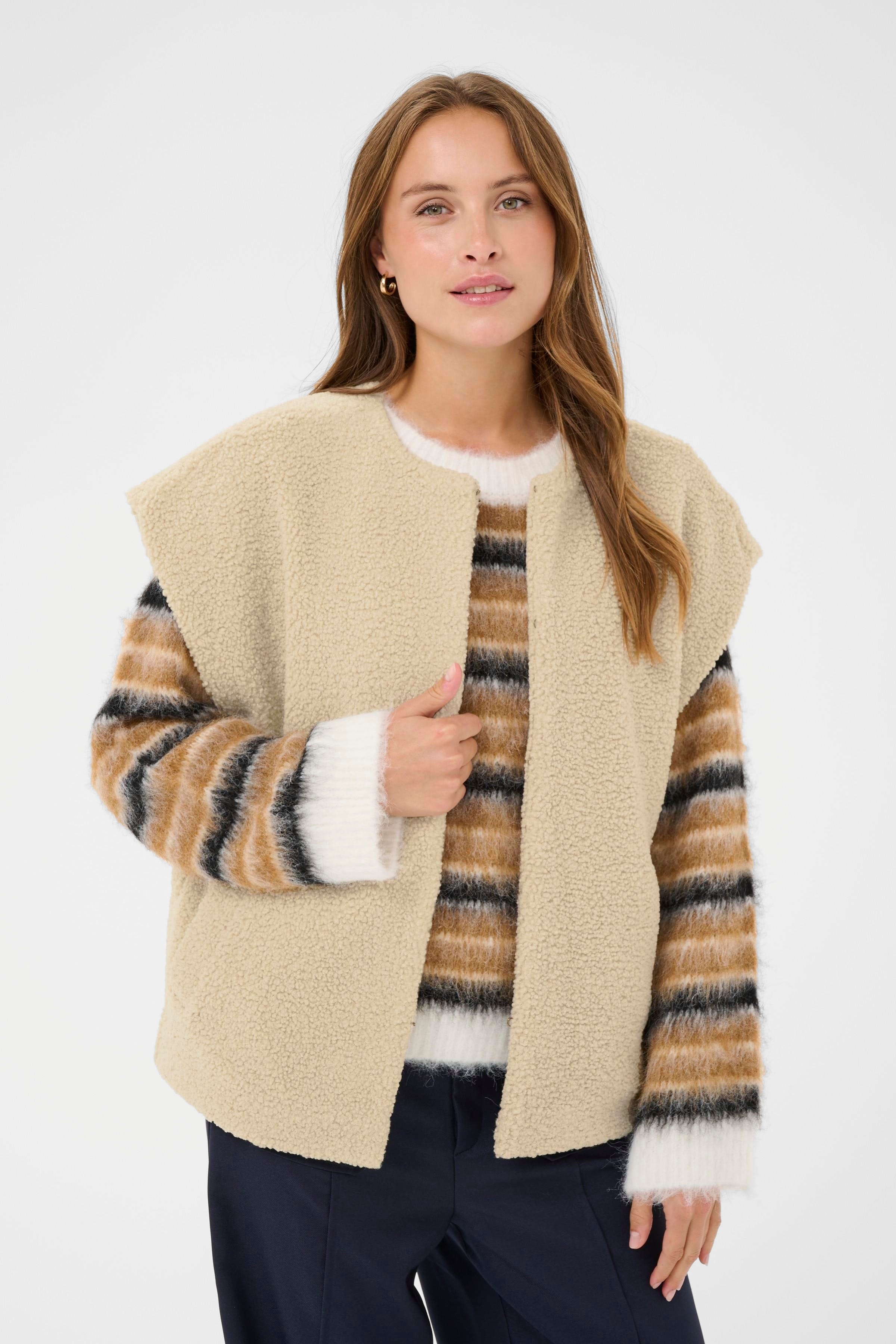 OdalisSZ Waistcoat LOOKBOOK FRONT 30514719-130401