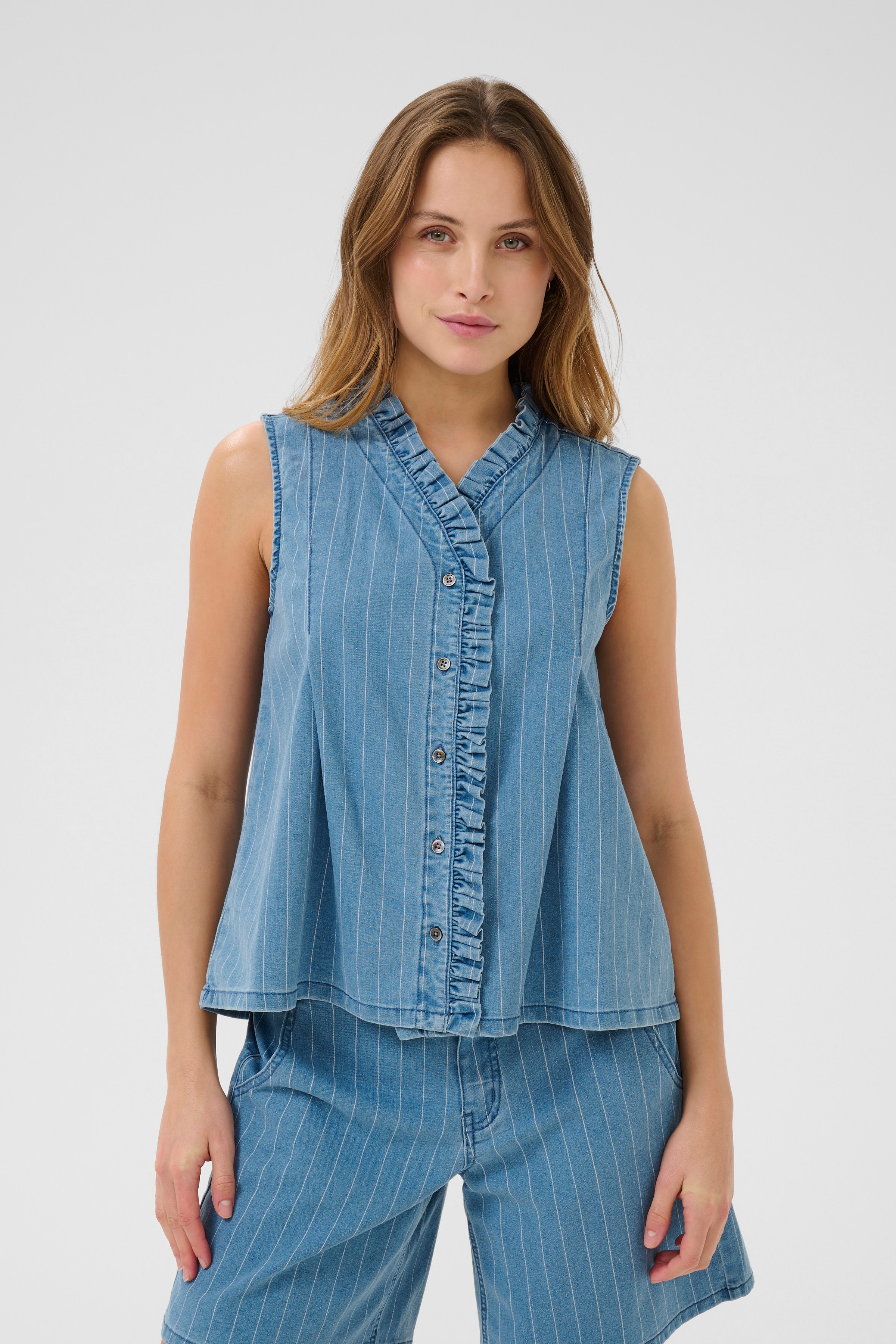 CUrenny Skjorte LOOKBOOK FRONT 50111853-107671