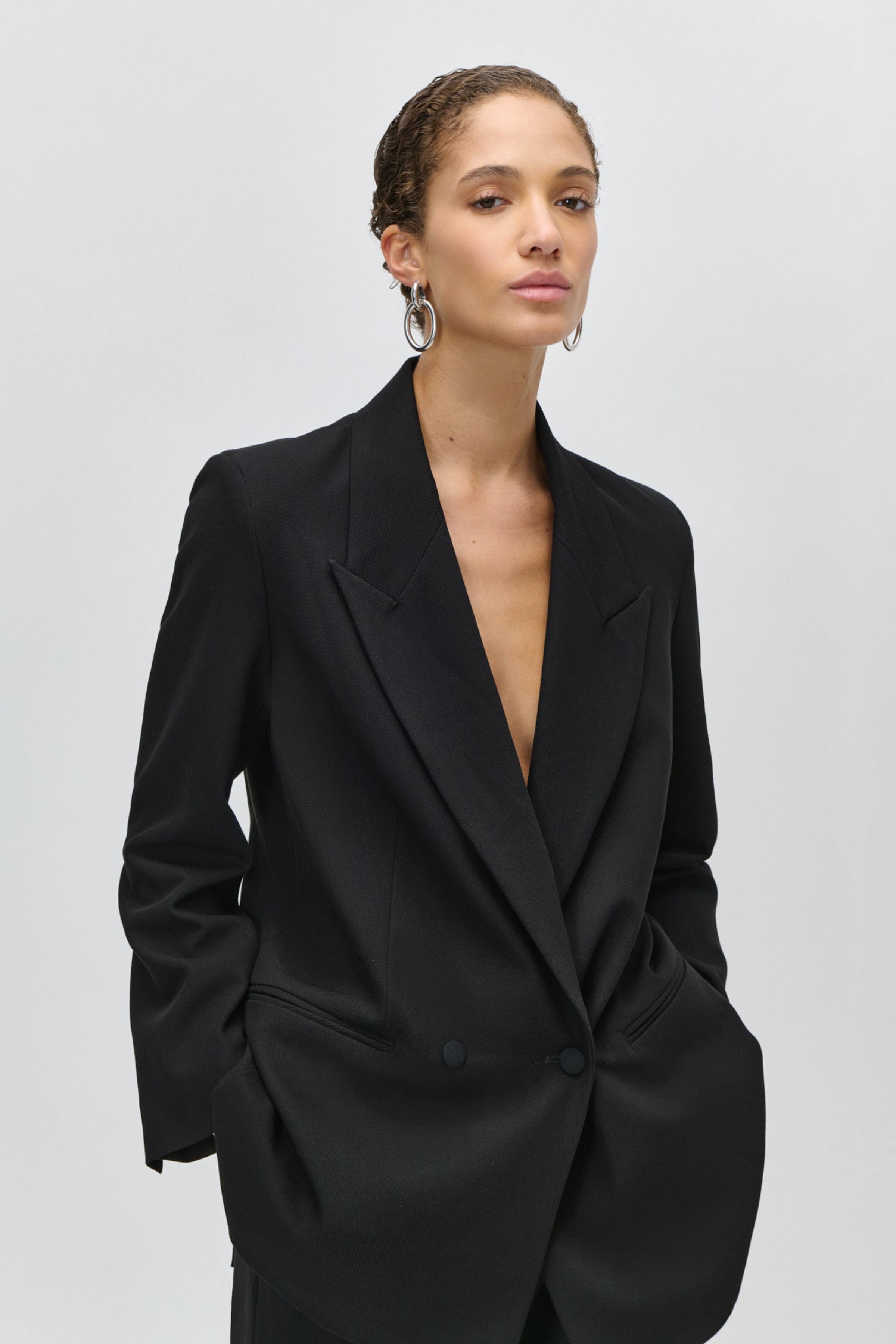 JIL BLAZER LOOKBOOK FRONT 30600559-BK999