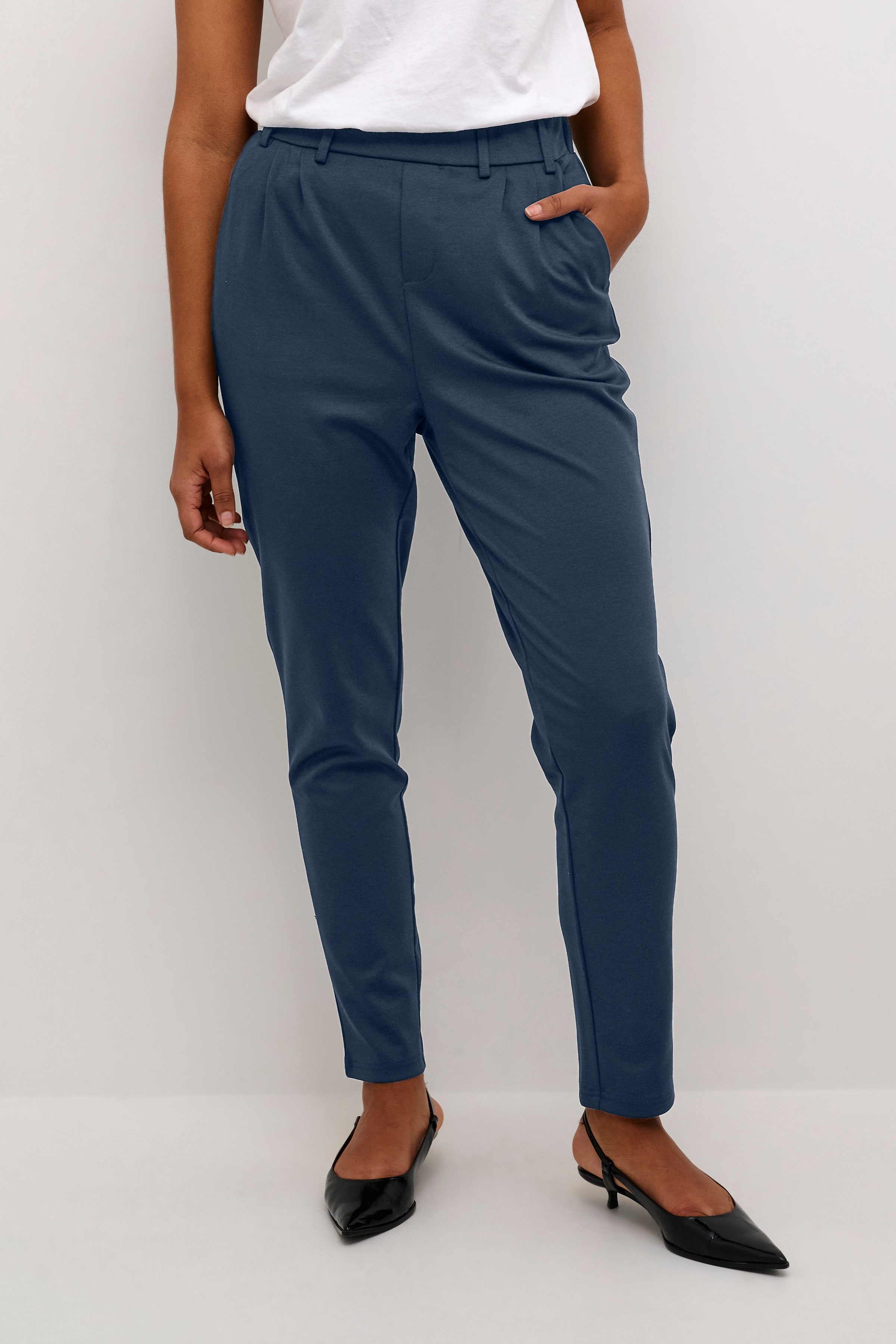 KAjenny Trousers LOOKBOOK FRONT 10508651-194020