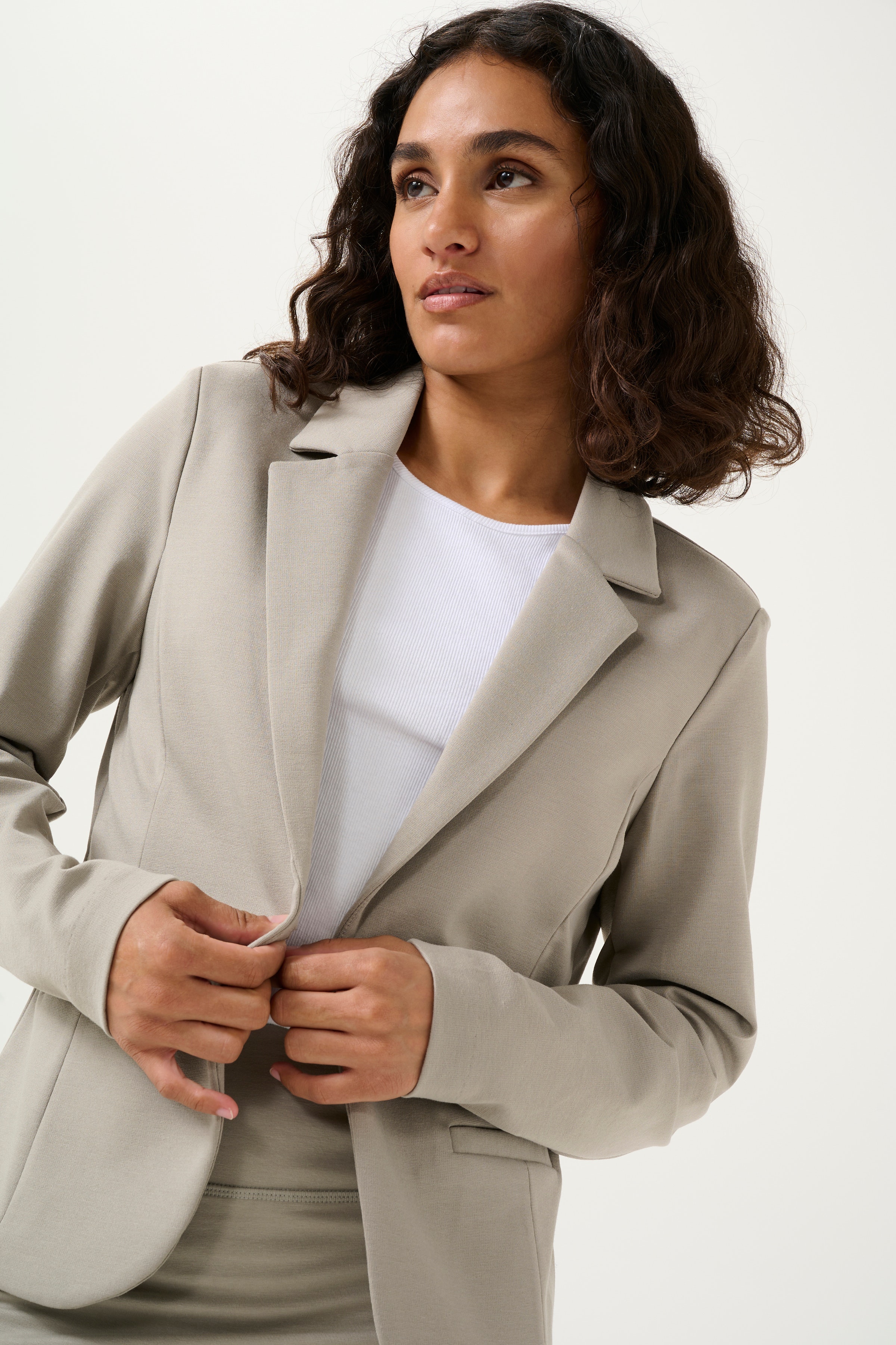 KAjenny Blazer LOOKBOOK DETAIL 10508488-170205