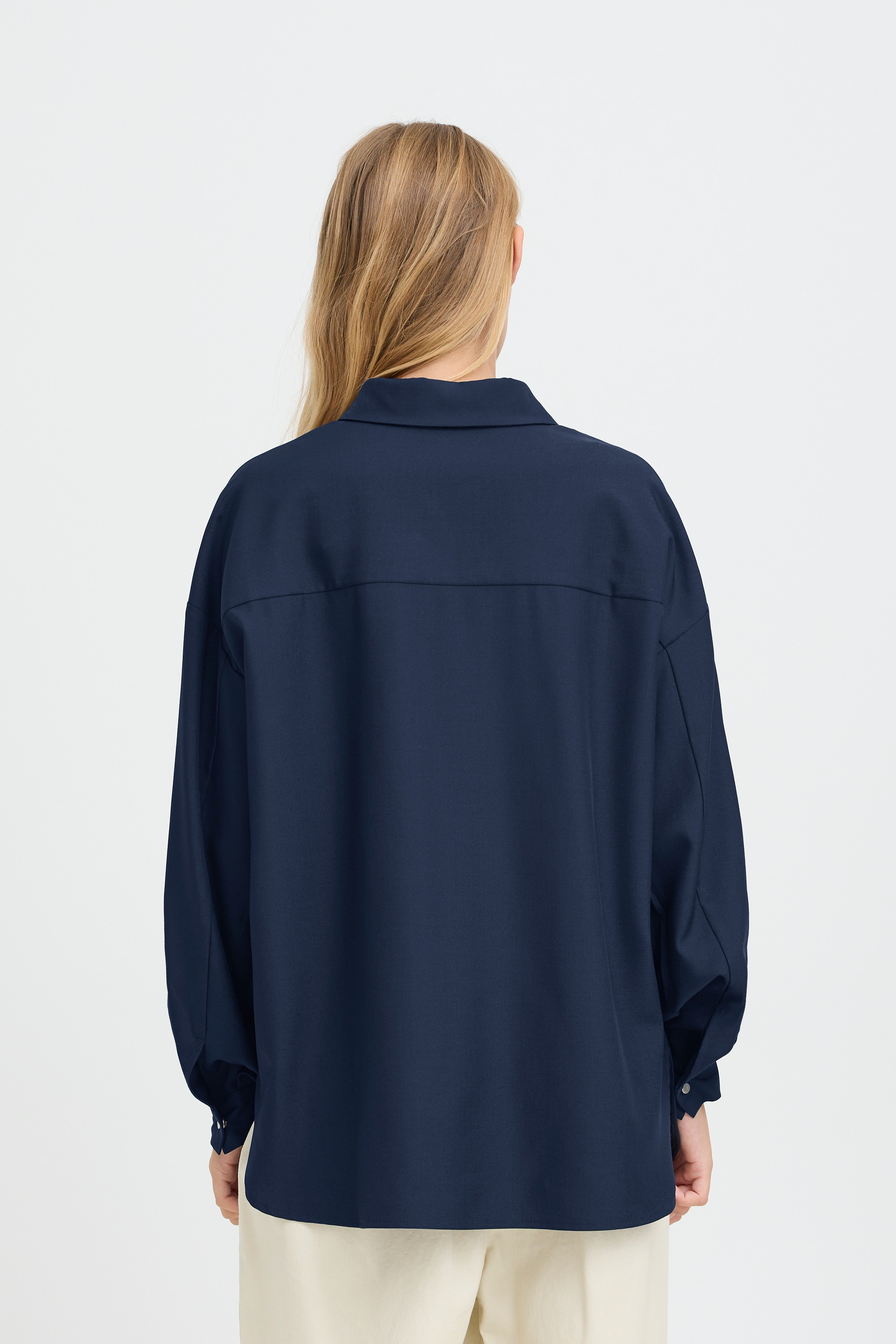 IHERINA Hemd LOOKBOOK BACK 20125030-194013