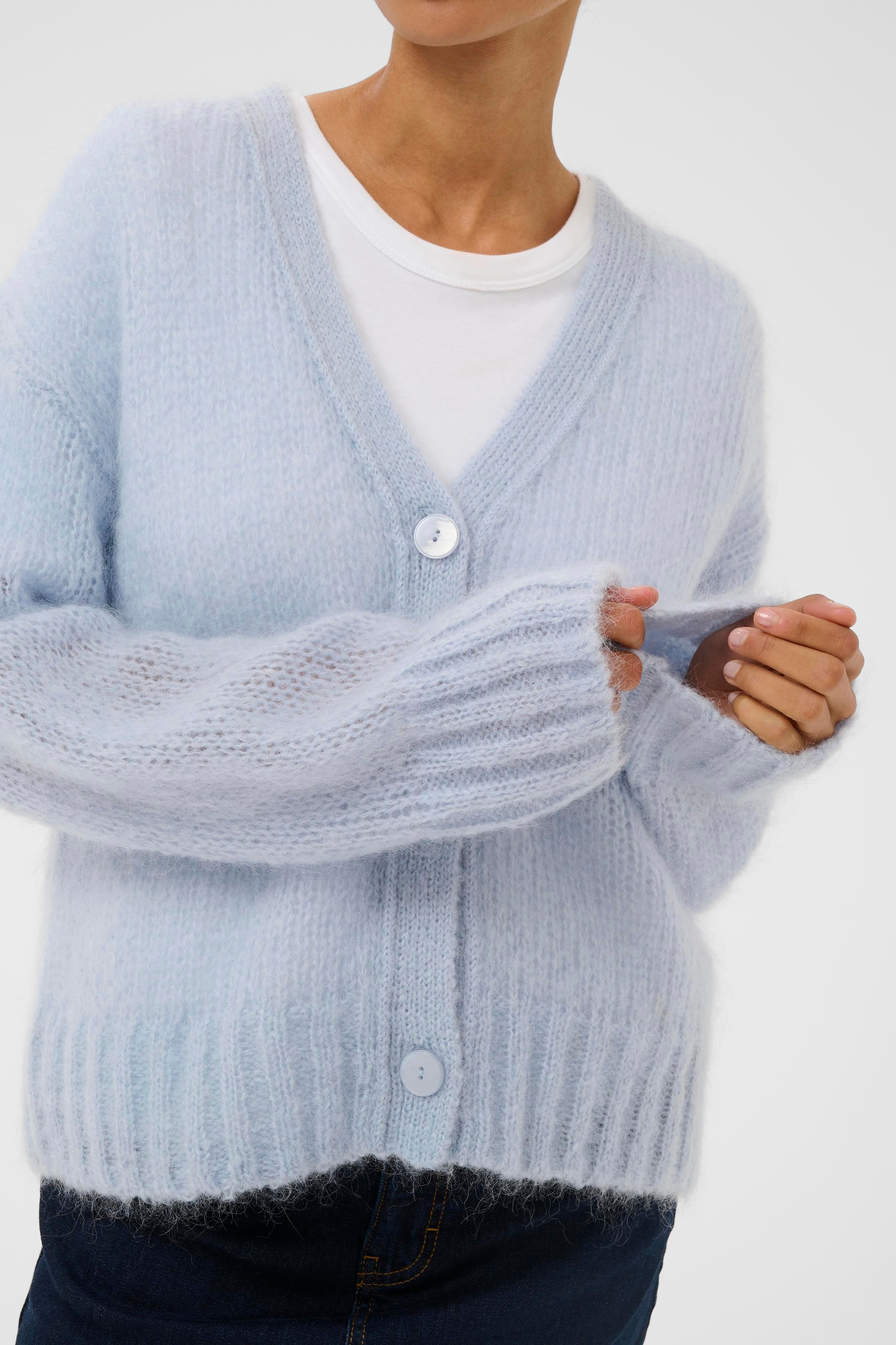 ZendayaPW Vest LOOKBOOK DETAIL 30310320-144110