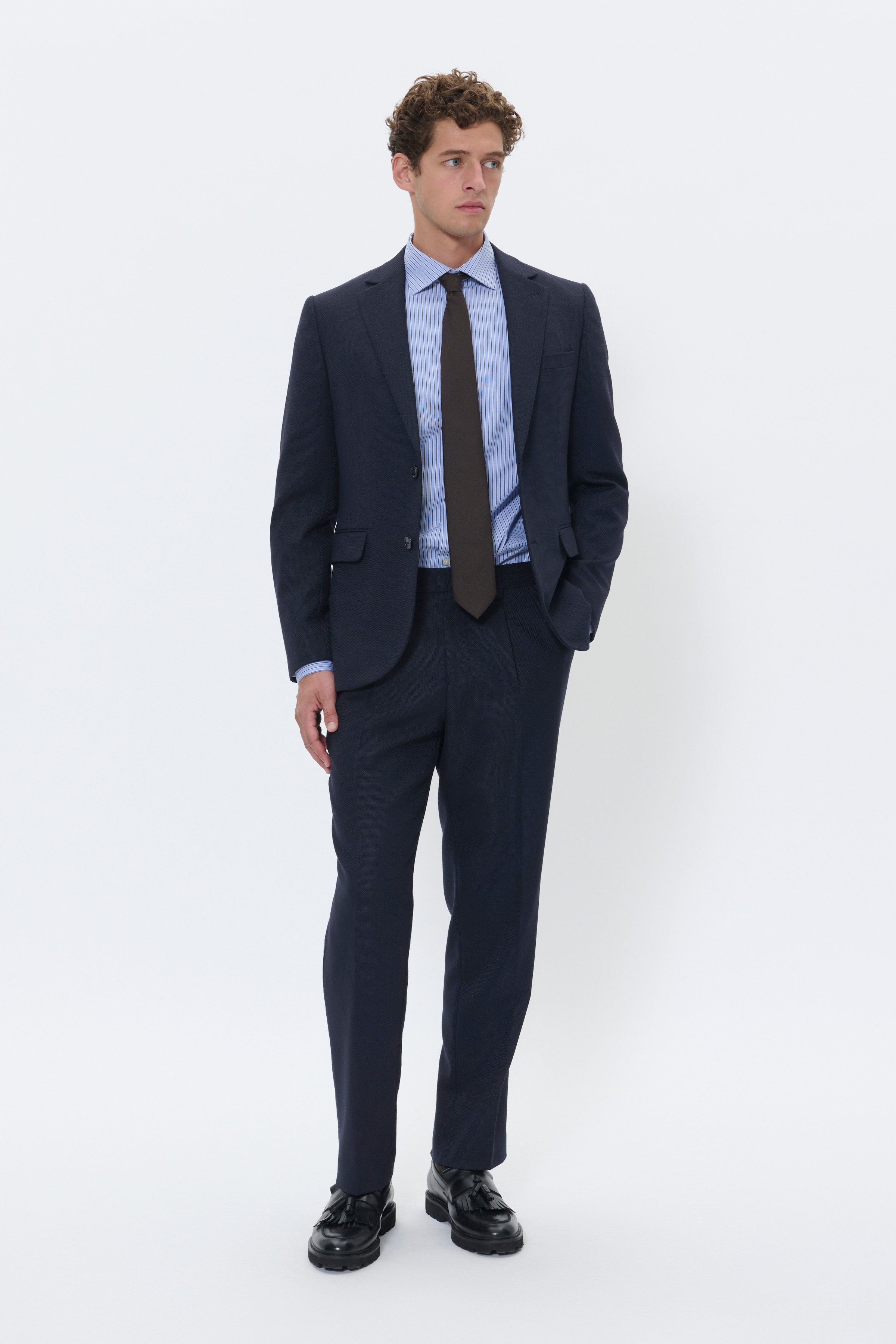 MAgeorge Blazer LOOKBOOK FRONT 30208692-194011