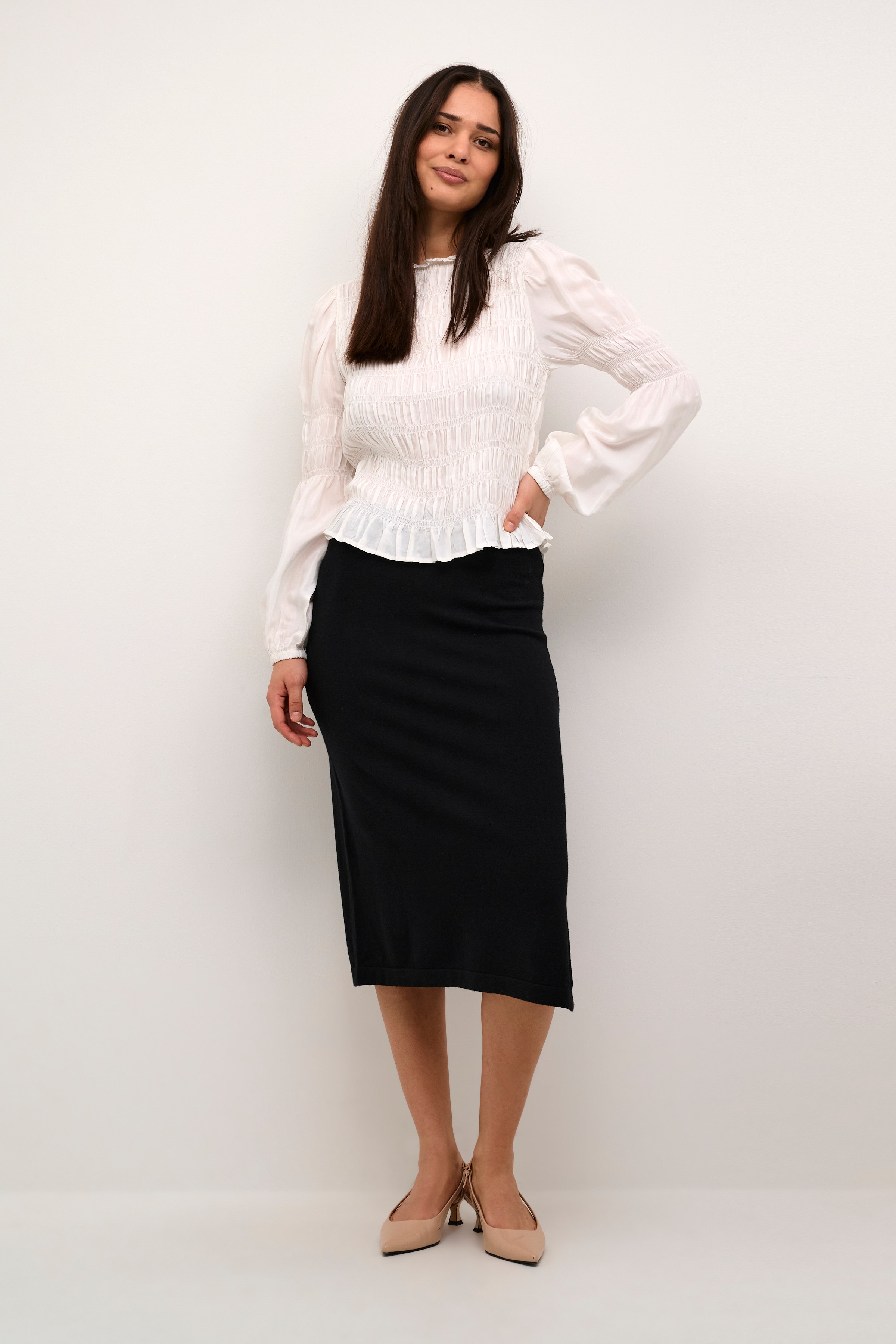 CRDela Skirt LOOKBOOK FRONT 10612772-100120